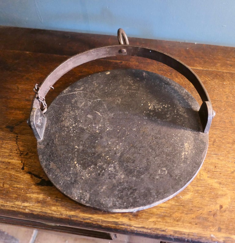 A Traditional Welsh Plate Pancake Griddle/Girdle Traditional 10” Iron