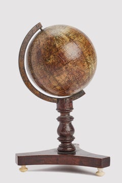 Kleiner Reiseglobus, signiert Klinger, Nürnberg 1820.