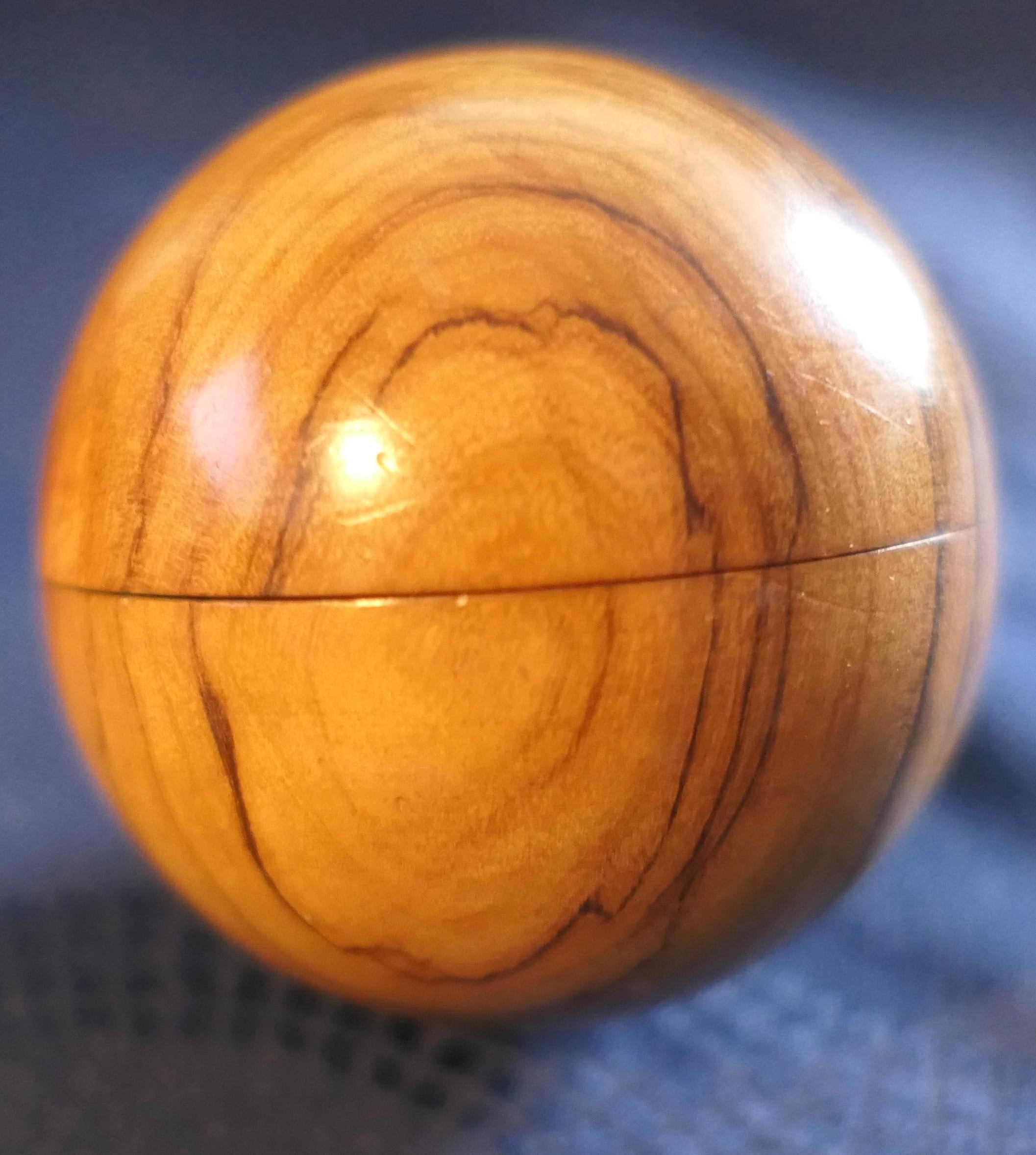 Olive A Treen Sphere Enclosing Needle and Thread Spool    For Sale