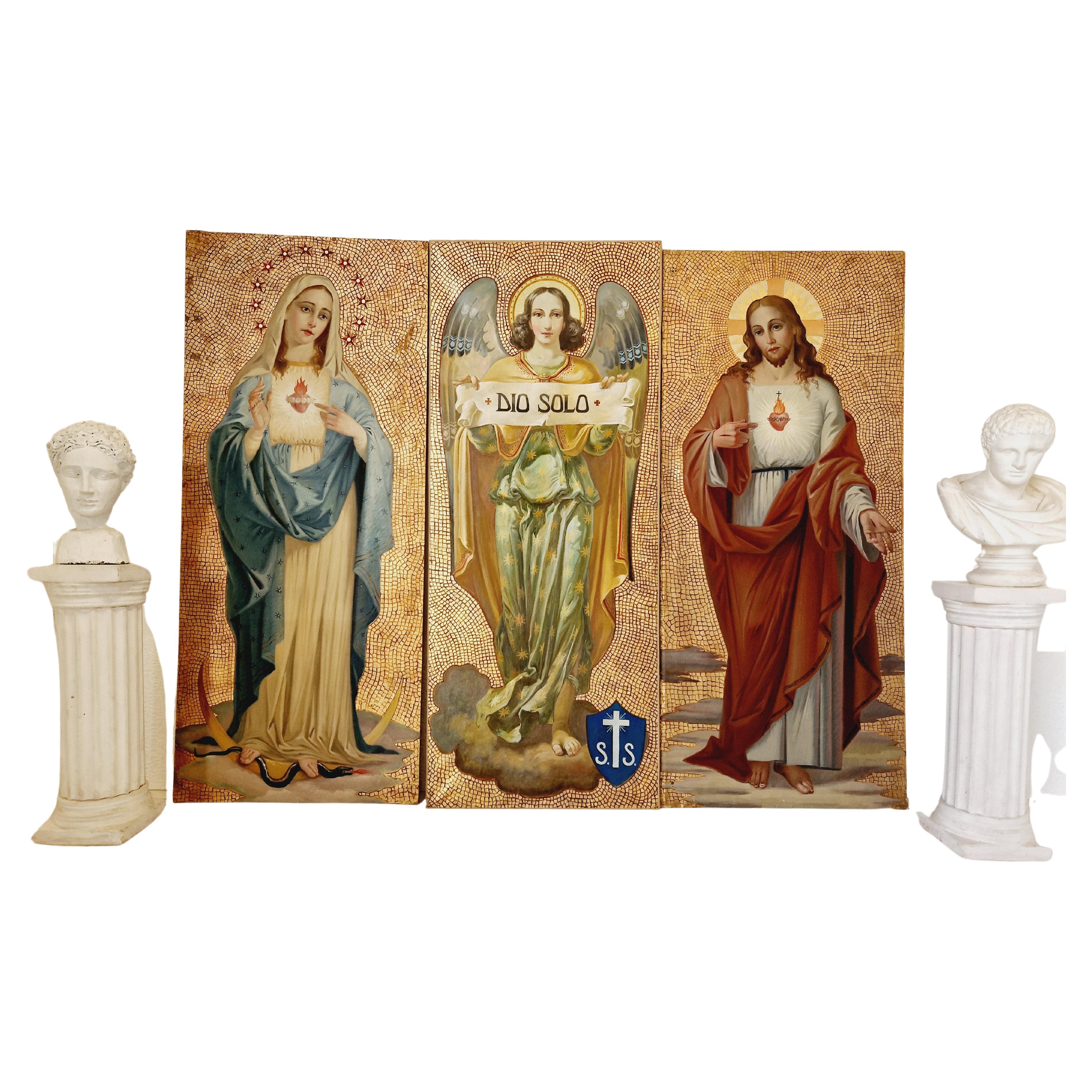 Ein Triptychon großer religiöser Ölgemälde  im Angebot