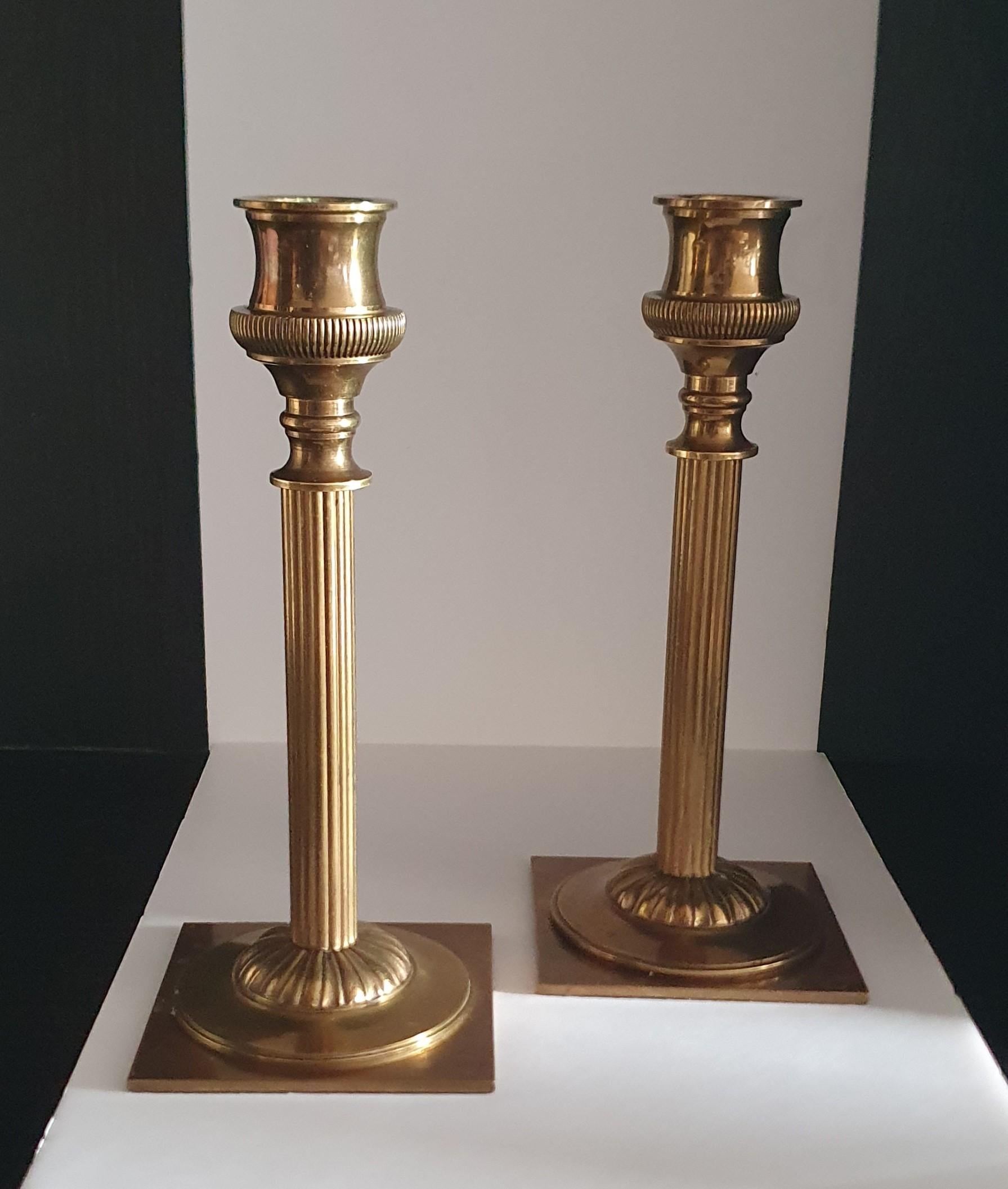 Un par de candelabros de bronce de la Maison Charles, únicos en su género y hechos a mano en venta 2