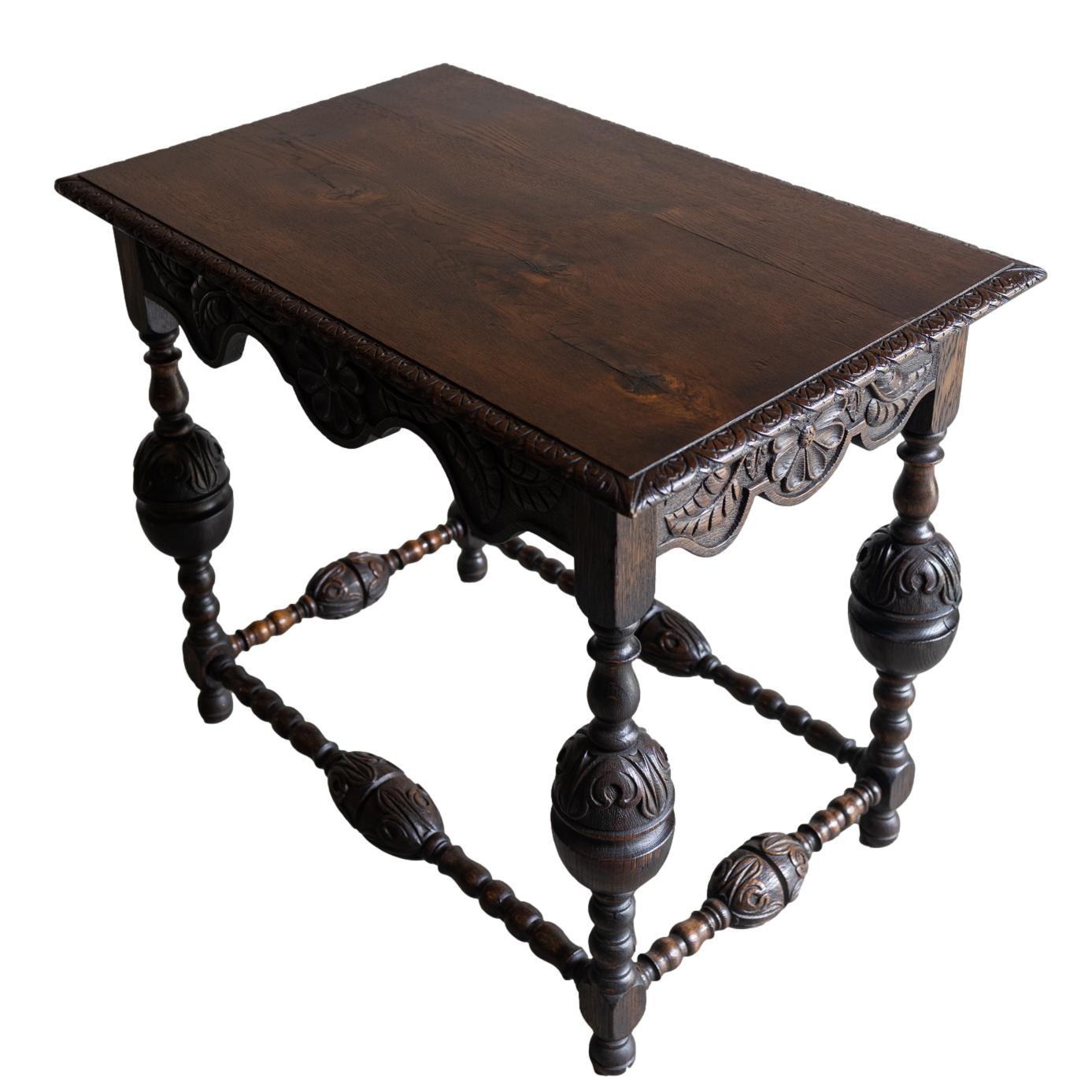 Hand-Carved A Tudor-Style Carved Oak Center Table with Daisy Medallions, English, ca. 1880 For Sale