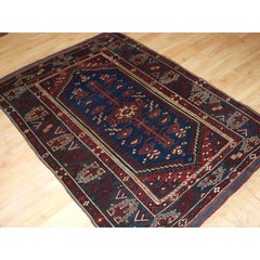 Türkischer Dosemealti-Teppich in traditionellem Design