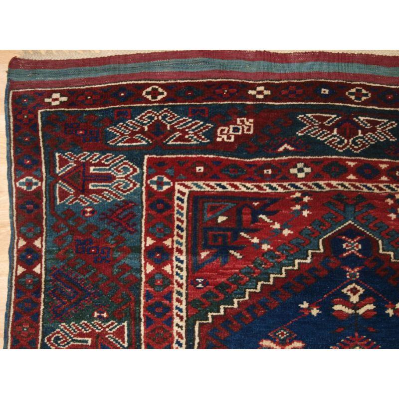 Turkish Dosemealti Rug of Traditional Design In Excellent Condition For Sale In Moreton-In-Marsh, GB