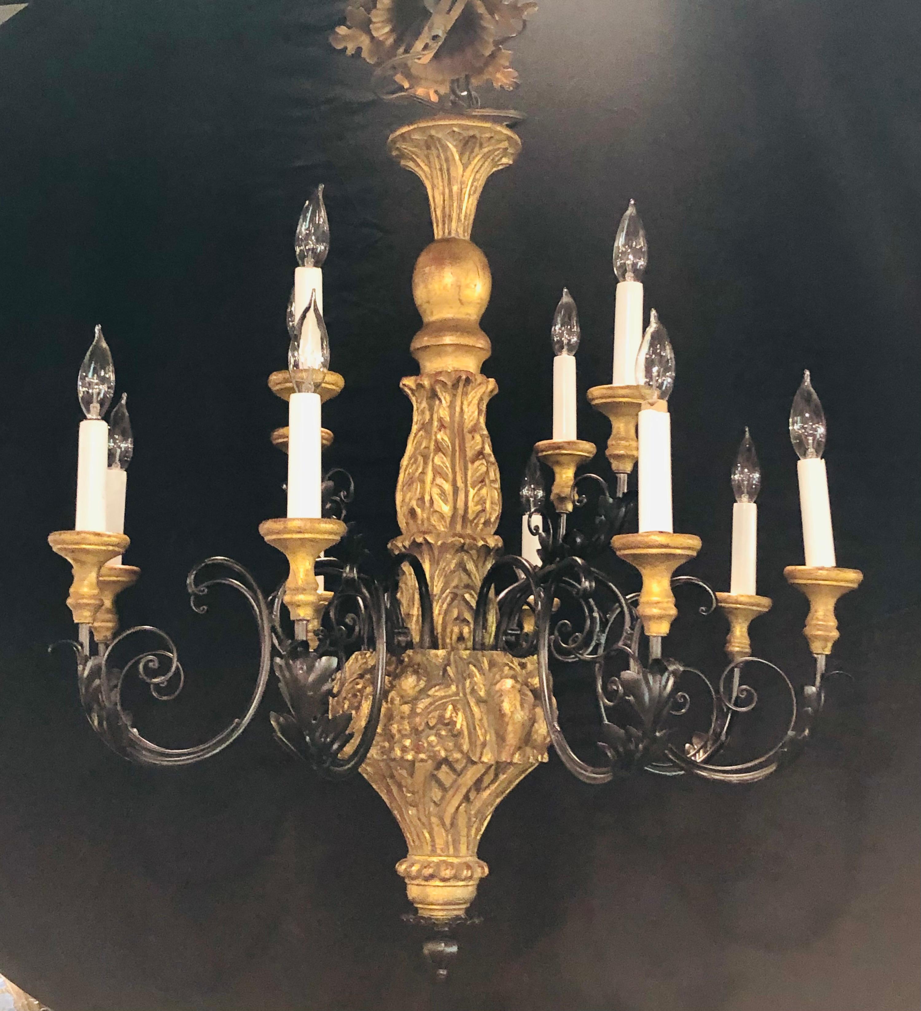 Belle Époque Twelve Light Italian Parcel-Gilt Decorated Chandelier with Canopy For Sale
