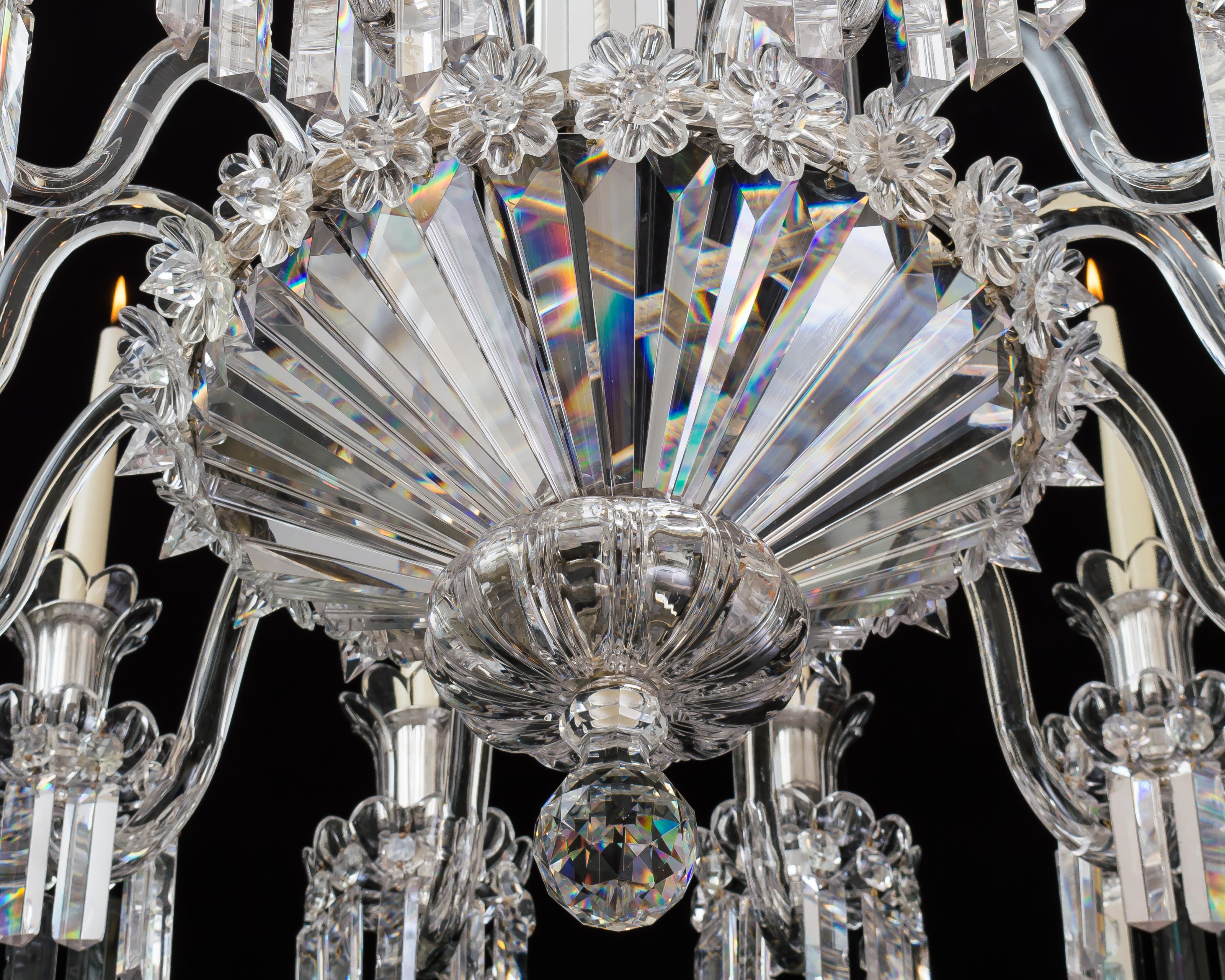 Mid-19th Century Twelve-Light William IV Crystal Chandelier Attributed to Perry & Co For Sale