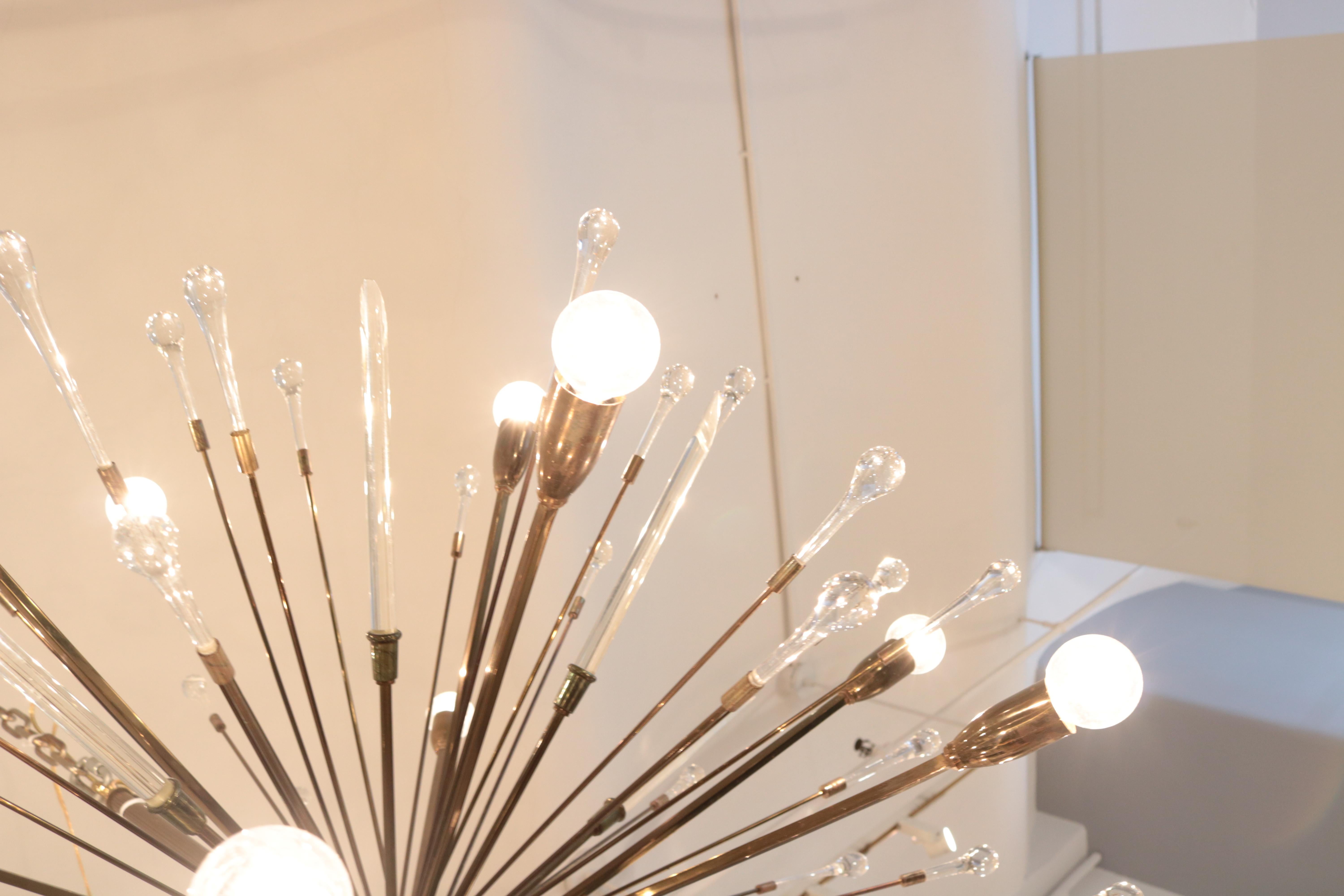 Twenty Light Modernist Sputnik Chandelier In Good Condition For Sale In New York, NY