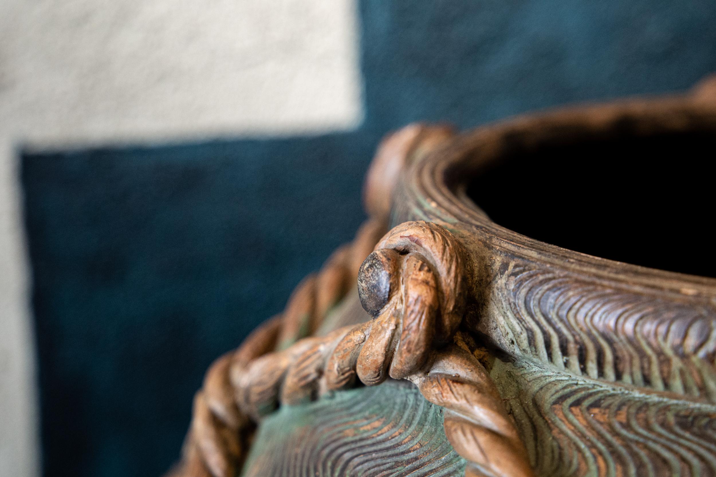 A twisted rope ceramic urn by Ugo Zaccagnini - Firenze 1930s, signed For Sale 1