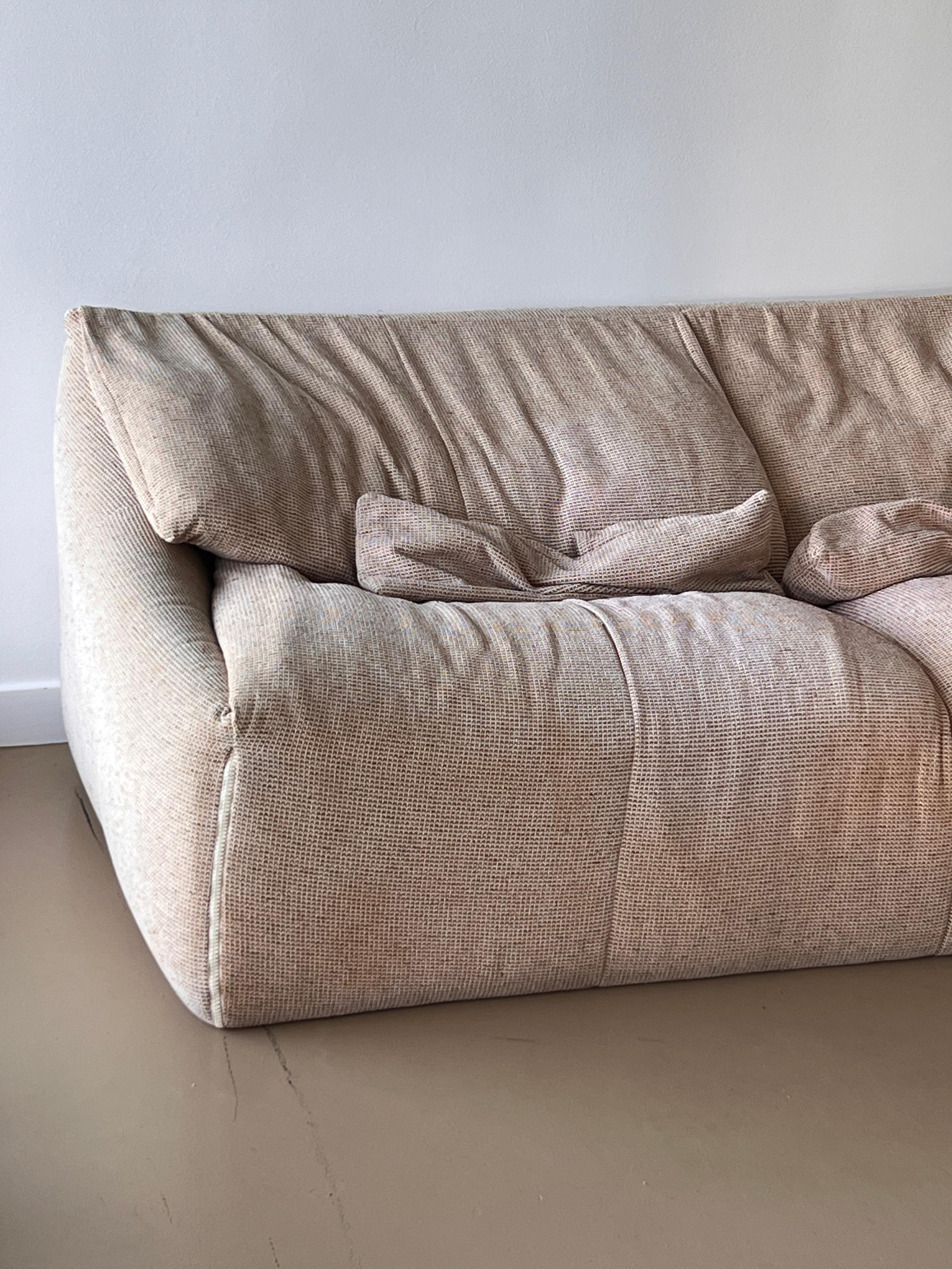 A two-seater “Plumy” sofa by Annie Hiéronimus for Cinna, France circa 1979 6