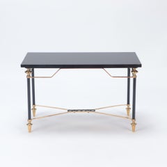 Couchtisch aus bronzefarbener Bronze mit schwarzer Steinplatte, um 1945