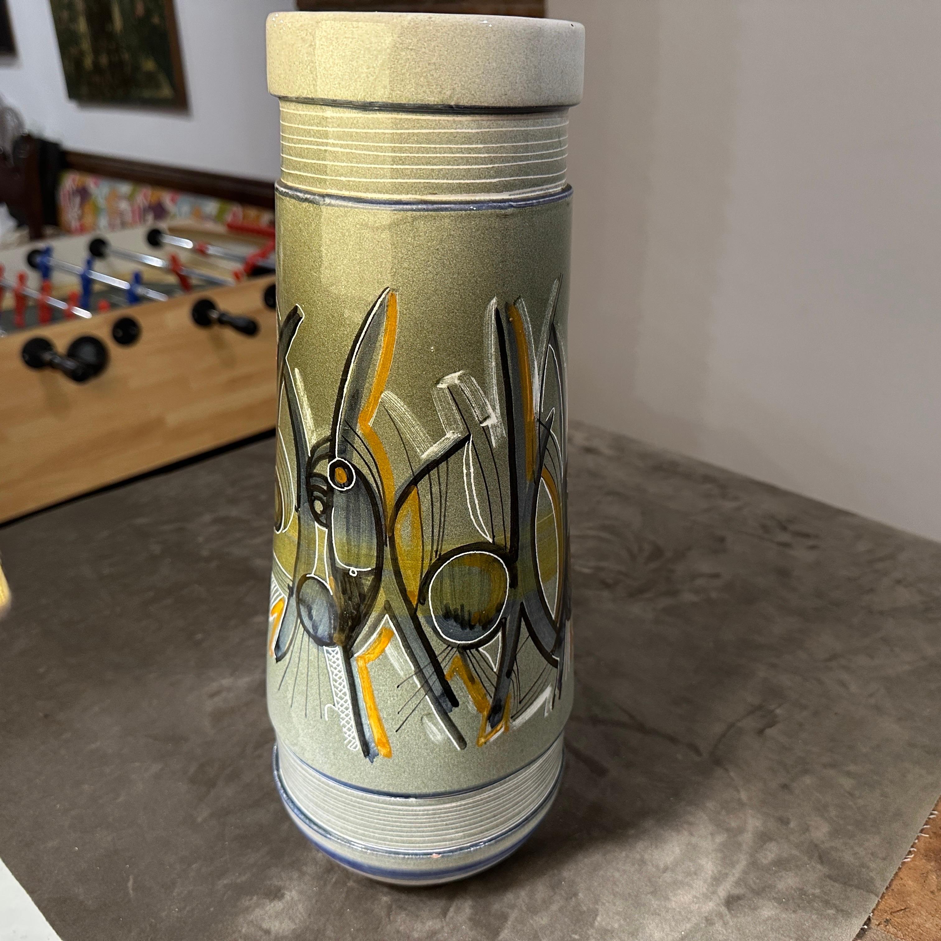 A Unique 1960s Futurist hand-Painted Ceramic Vase by Cianciolo for Nova For Sale 5