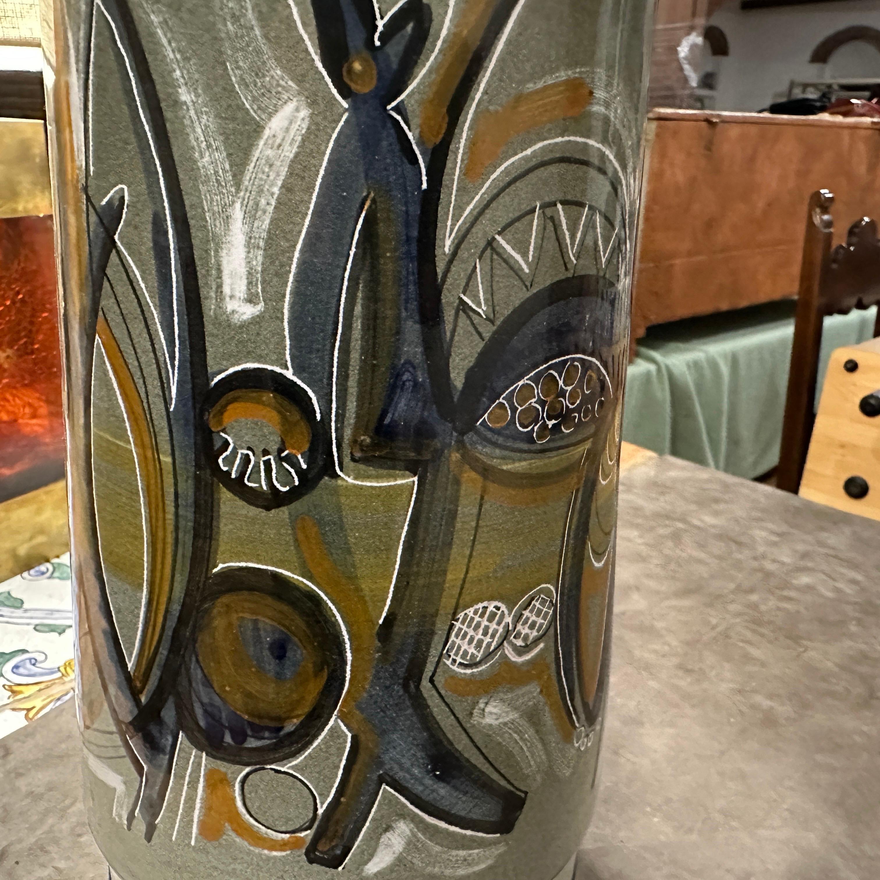A Unique 1960s Futurist hand-Painted Ceramic Vase by Cianciolo for Nova For Sale 1