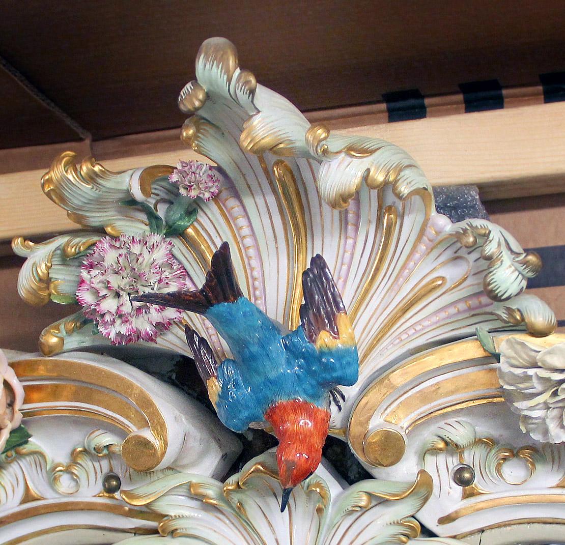 Belle Époque Miroir unique et monumental en porcelaine de Meissen de la fin du XIXe siècle en vente
