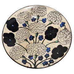 Plato decorativo único Birger Kaipiainen, Claveles y pensamientos, Arabia Años 70