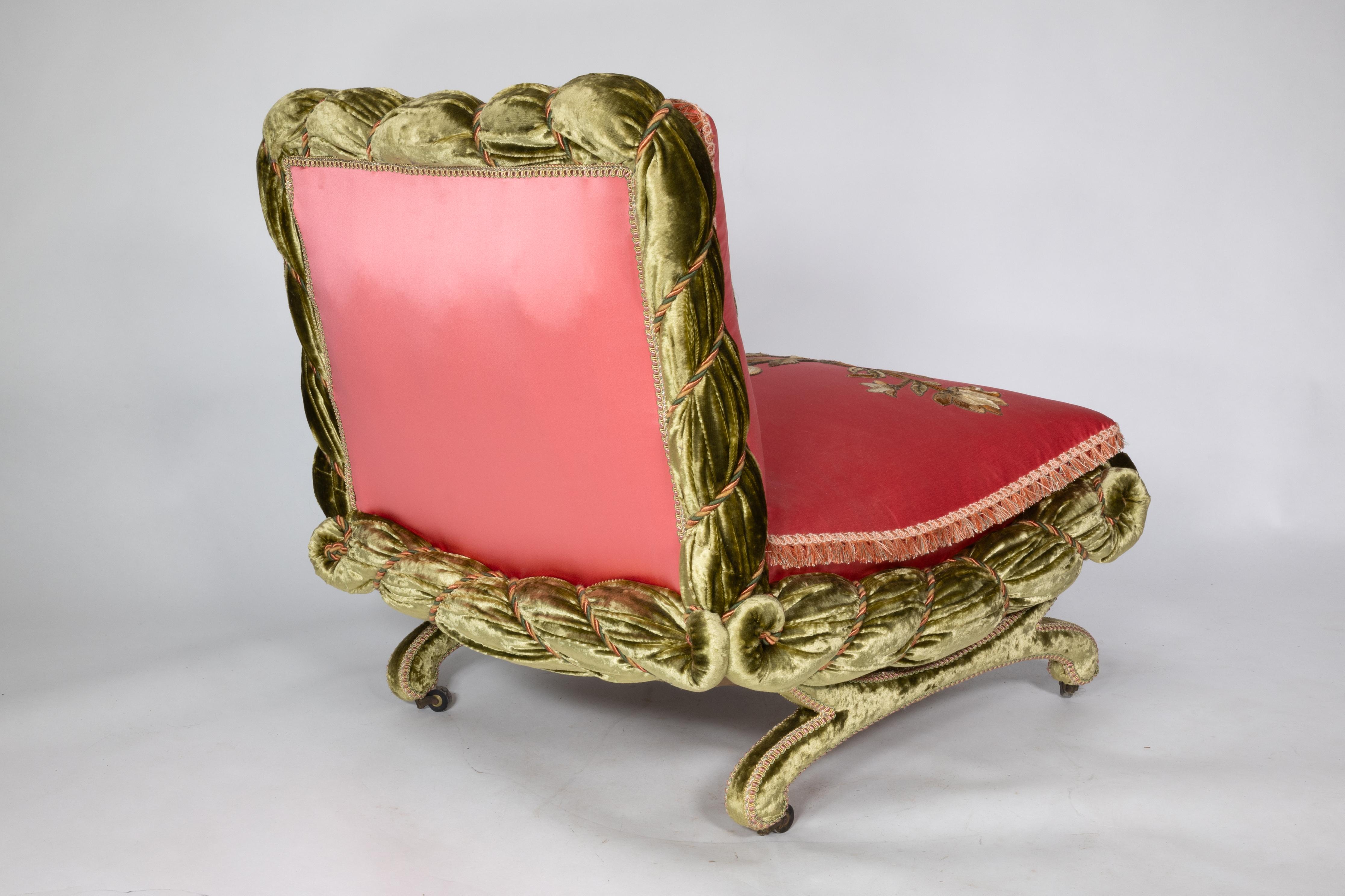The Bon Marché Boudoir chair upholstery restored by The Royal School of Needlework (L'école royale de l'aiguille) en vente 9