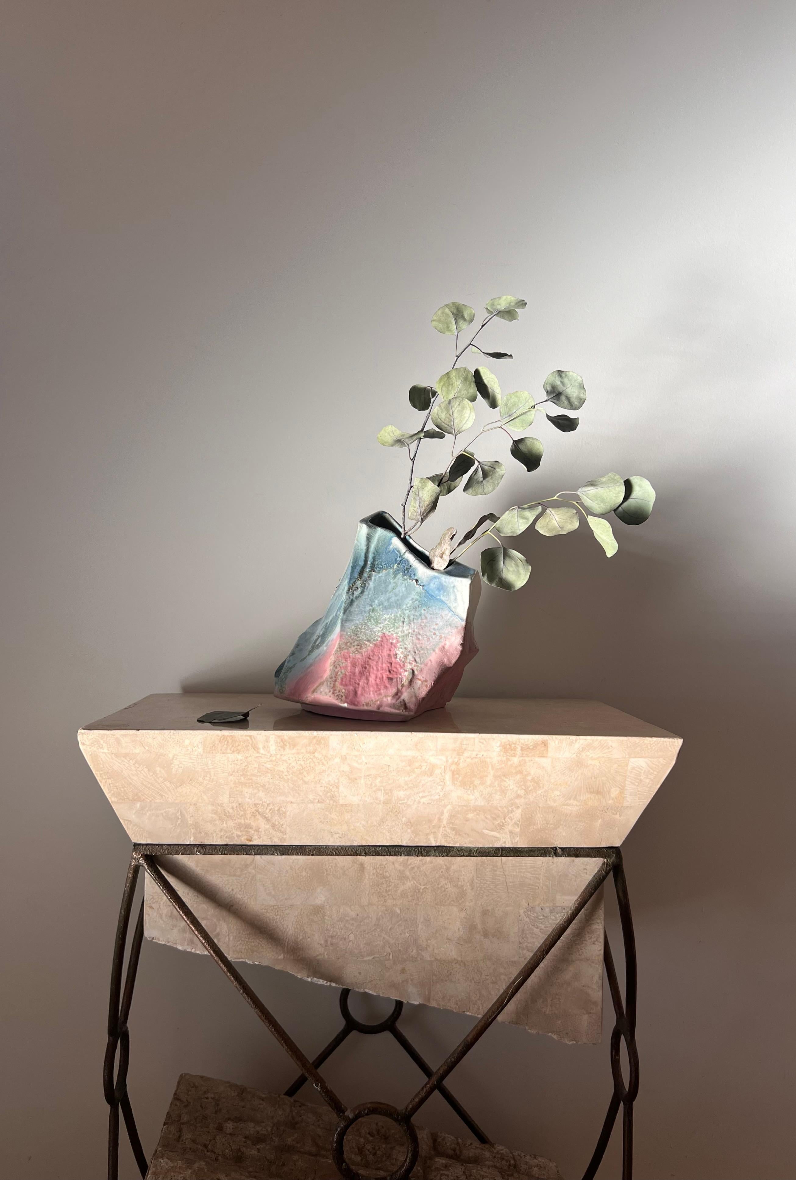 A unique ceramic vase by Tony Evans, signed, late 20th century For Sale 5