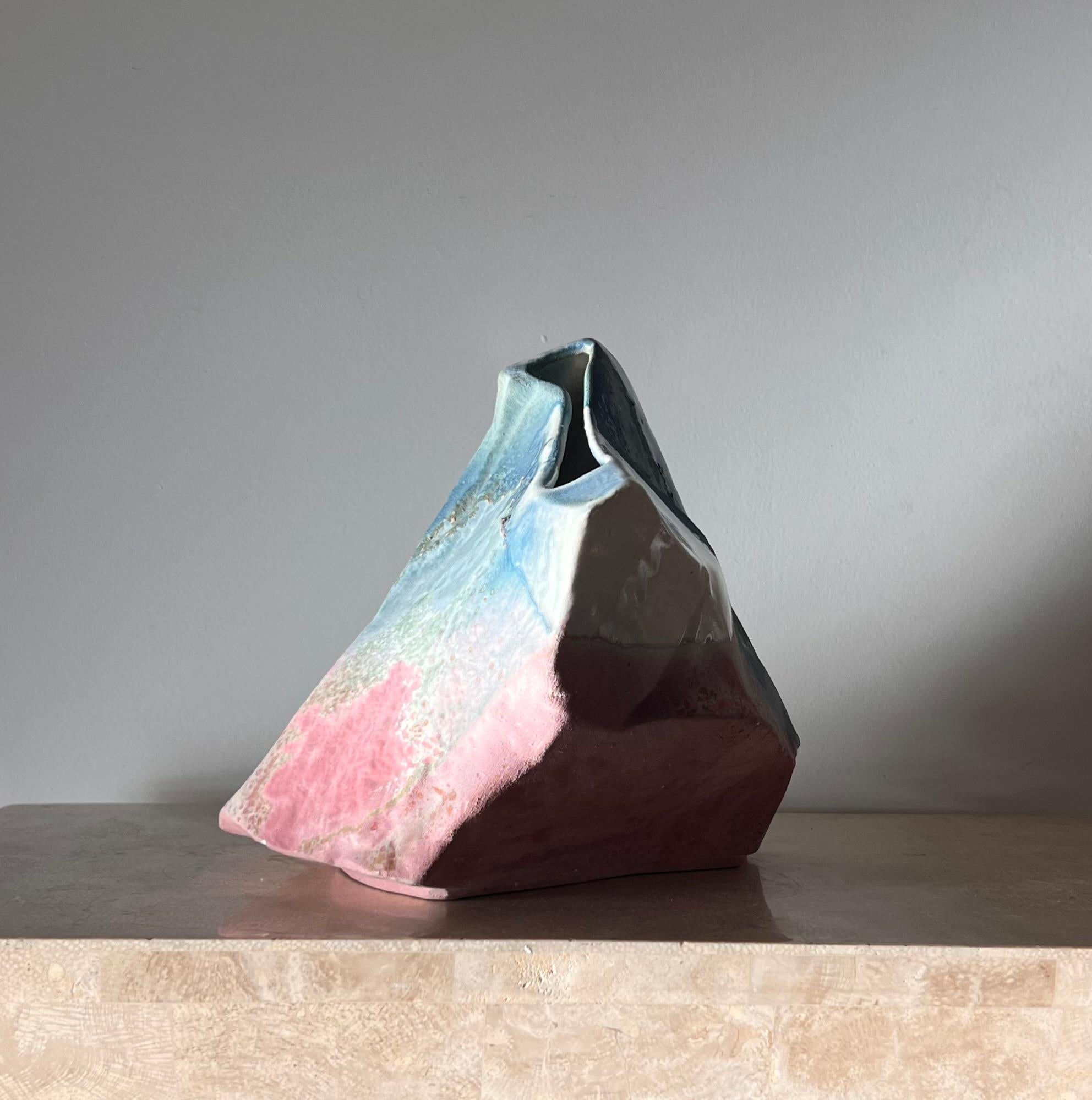 Post-Modern A unique ceramic vase by Tony Evans, signed, late 20th century For Sale