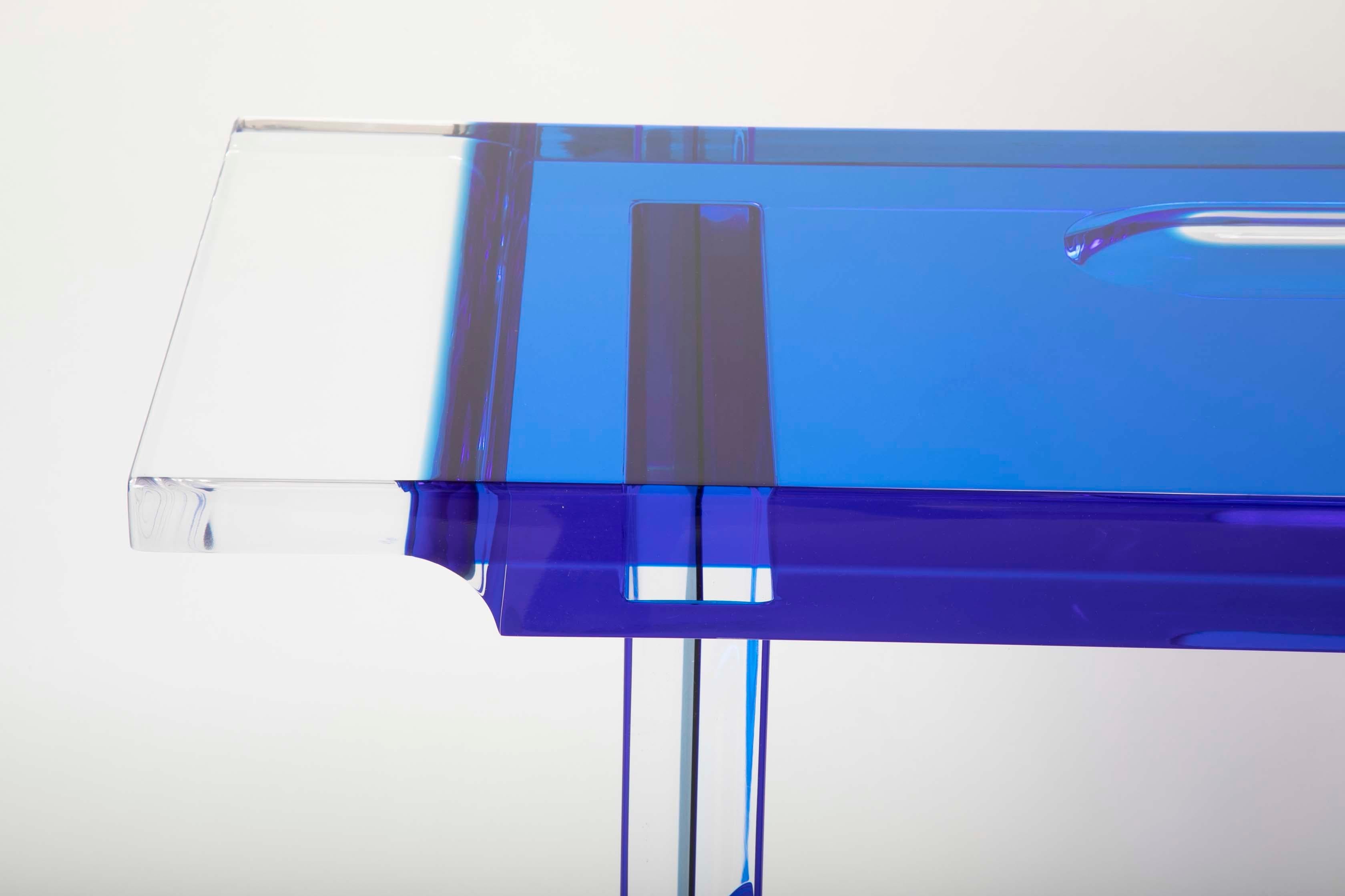 Unique Contemporary Lucite Console Table in Cobalt and Clear Lucite In Good Condition In Stamford, CT
