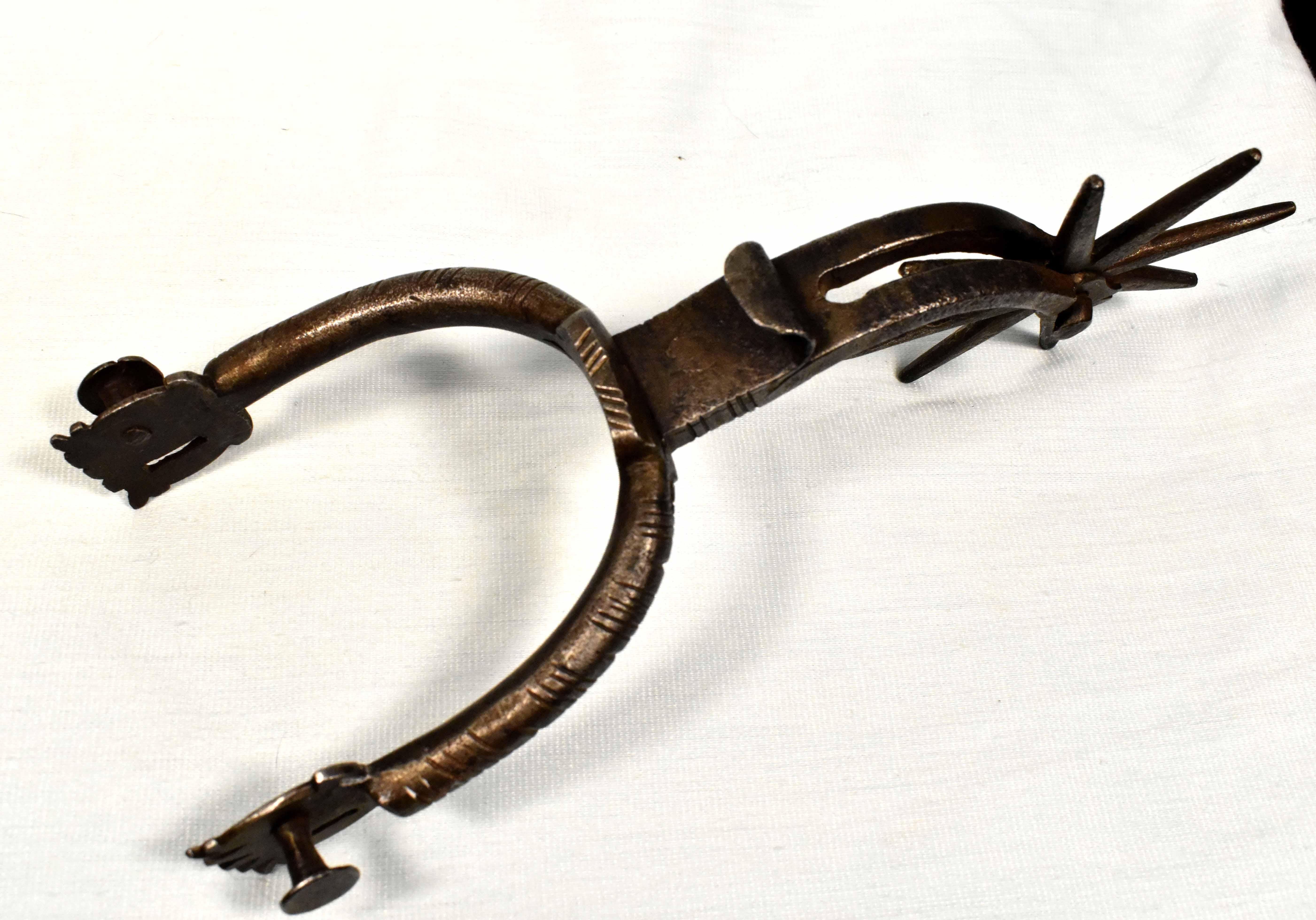 Unique Historical Riding Spur of the 16-17th Century+ Horseshoe For Sale 5