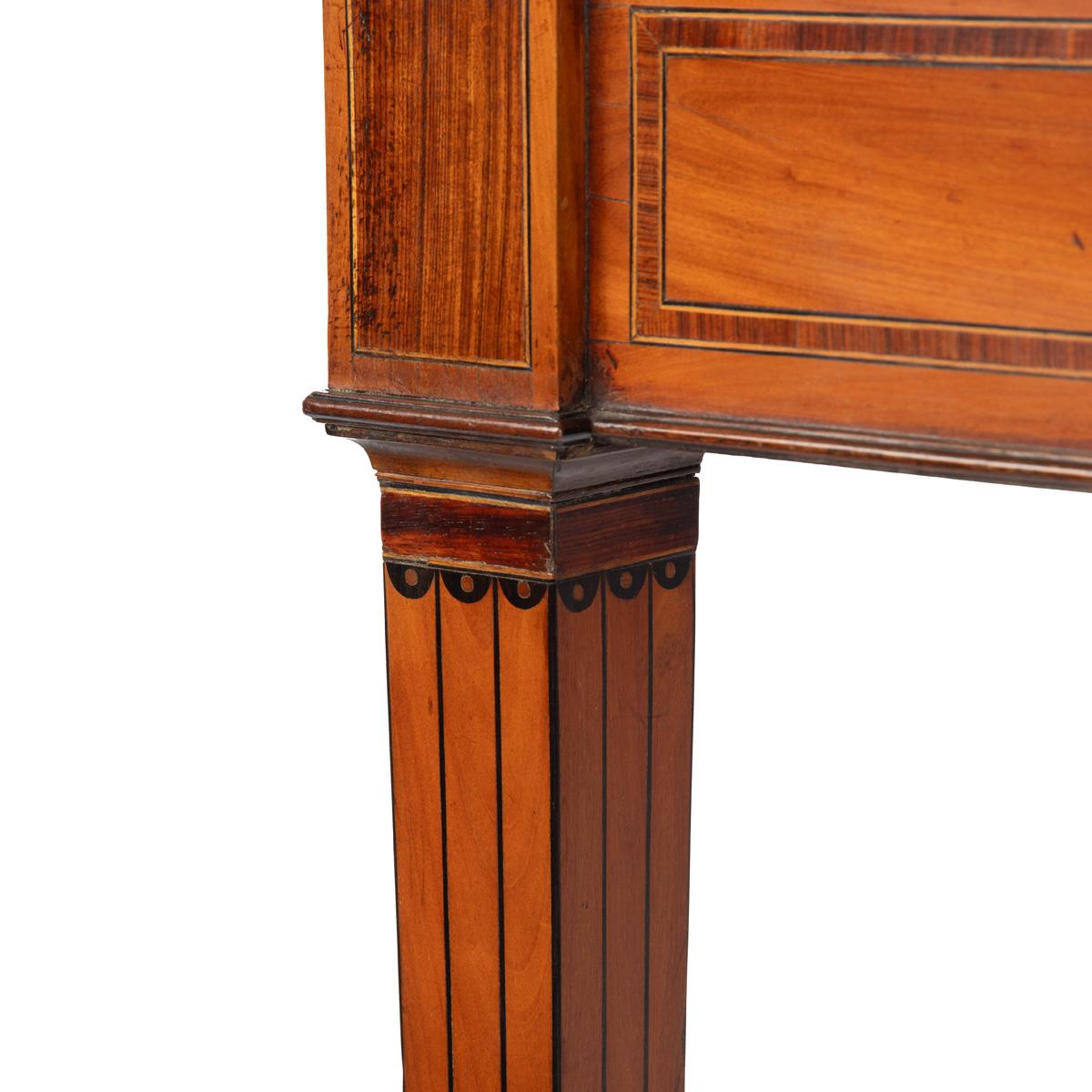 Un unico mobile da collezione tardo georgiano in legno satinato dipinto con una scena marittima in vendita 6