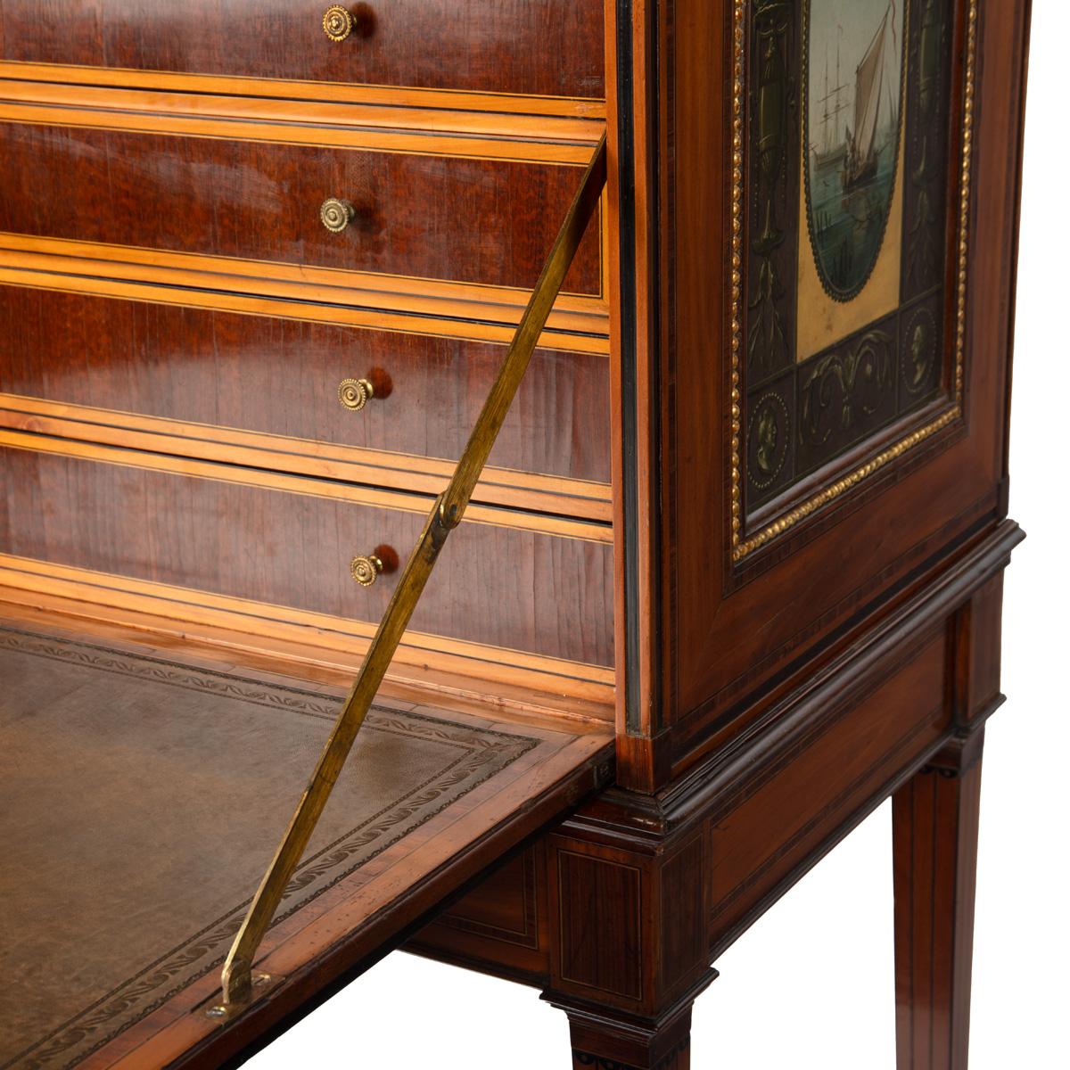 Legno di seta Un unico mobile da collezione tardo georgiano in legno satinato dipinto con una scena marittima in vendita