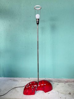 Eine einzigartige, von Künstlern gefertigte Stehlampe aus Keramik