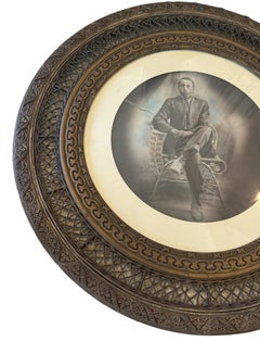 Ein einzigartiger runder Korbweiderahmen