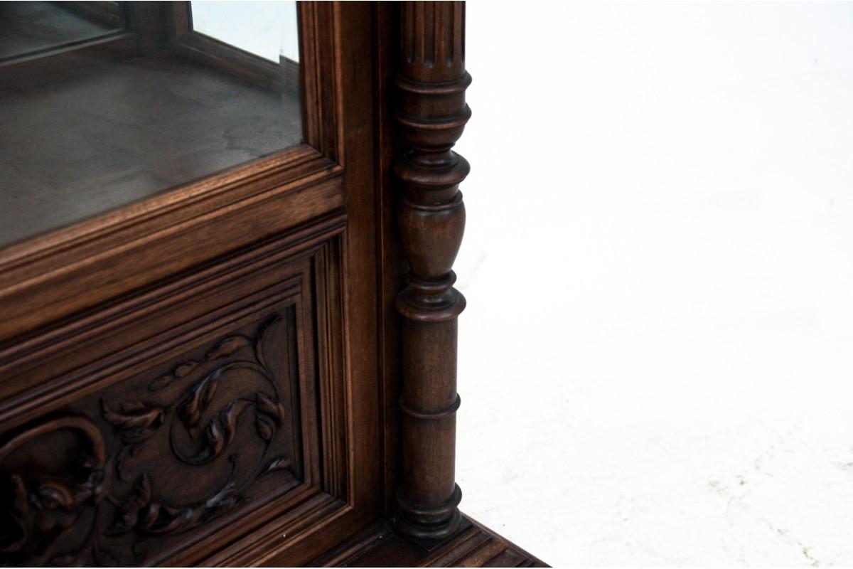 A unique showcase from France, late 19th century. For Sale 1