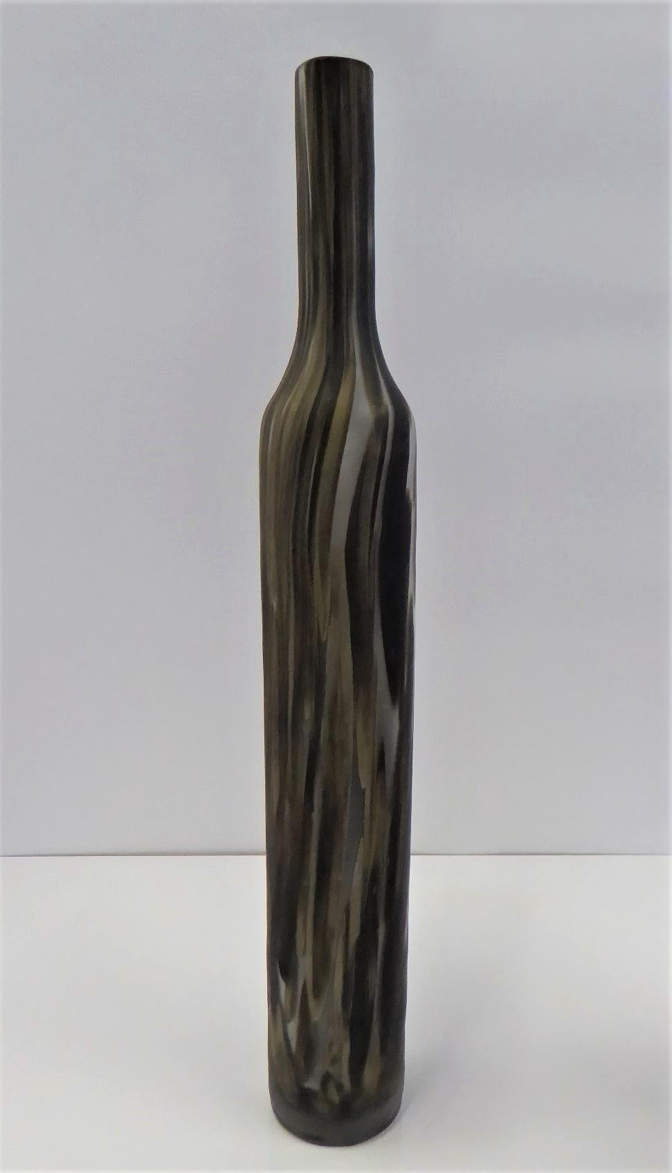 Milieu du XXe siècle Ensemble de 3 vases en verre opalin de style florentin A V, fabriqués à la main, mi-siècle moderne, Italie en vente