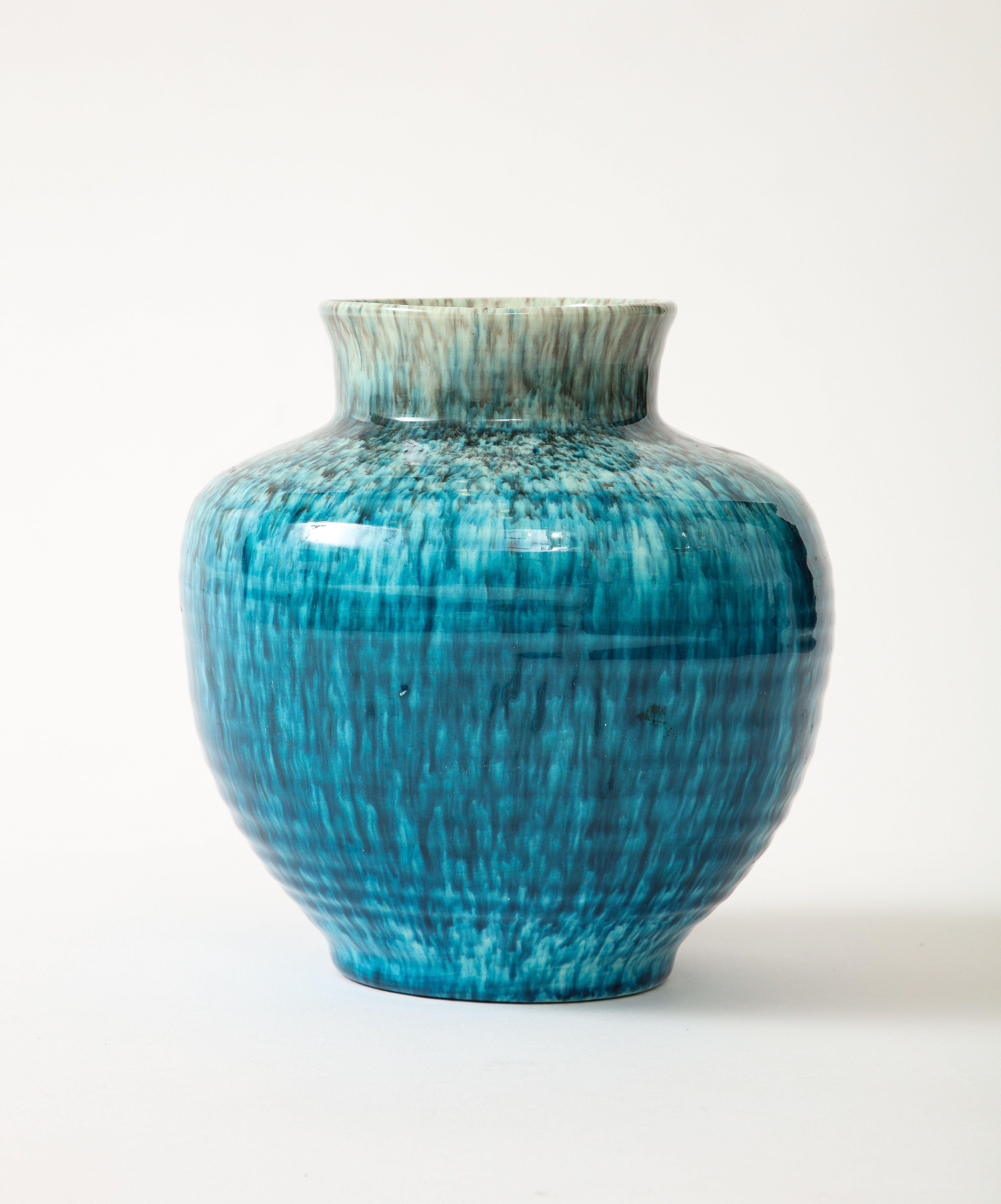 Vase d'Accolay Pottery Excellent état - En vente à New York, NY