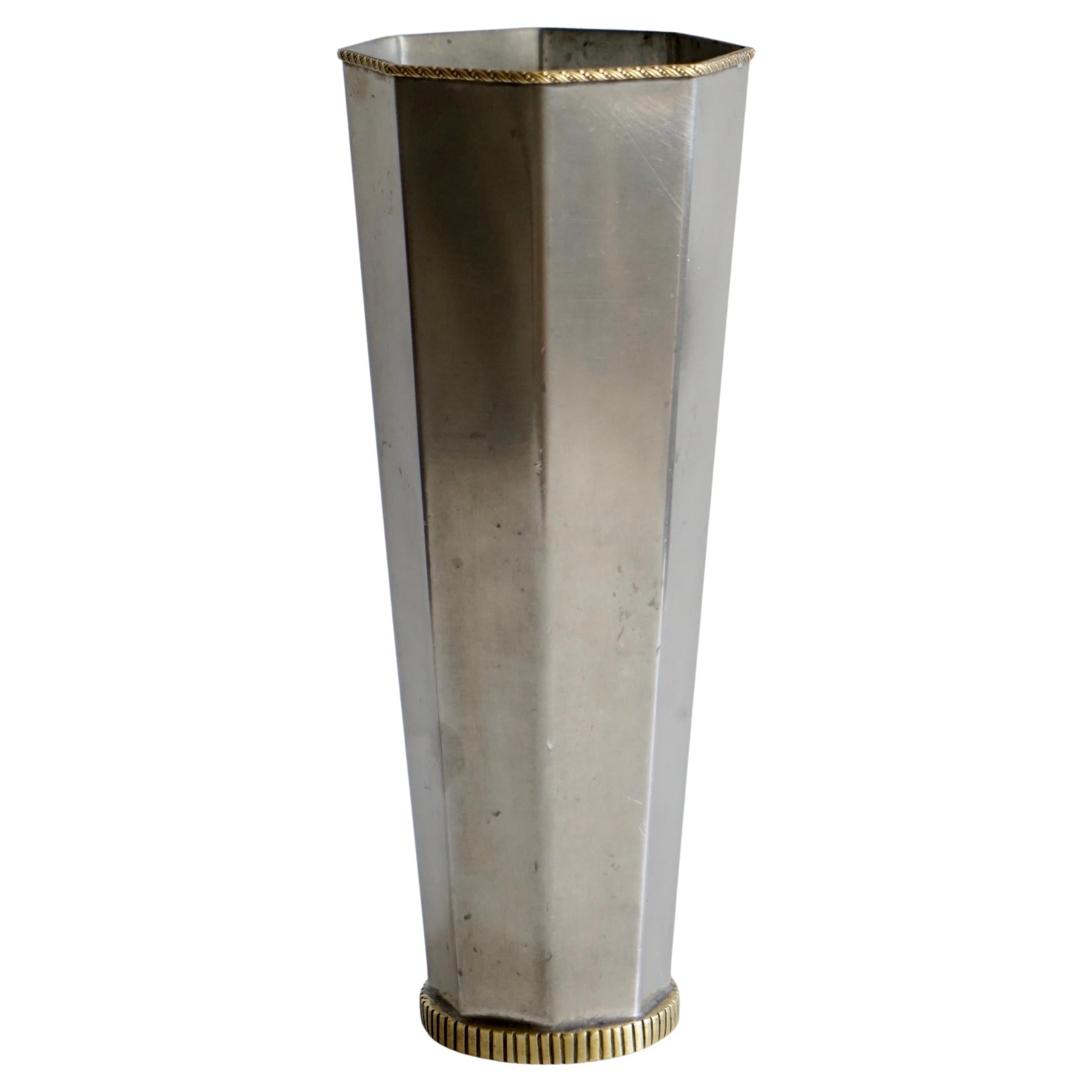 Un vaso di Svenkst Tenn in vendita