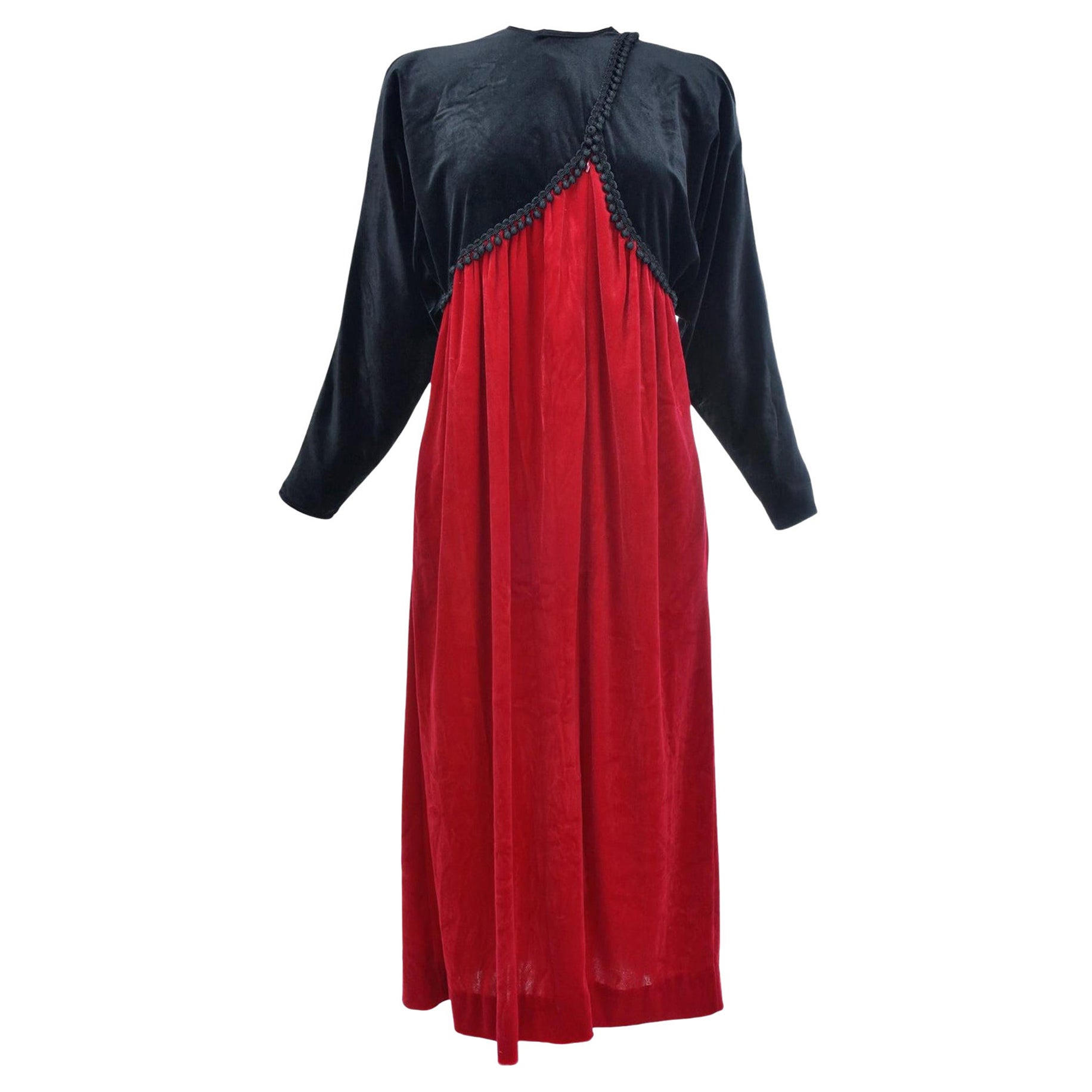 A Velvet Dress by Oscar de la Renta - USA Circa 1990