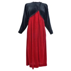 A Velvet Dress by Oscar de la Renta - USA Circa 1990