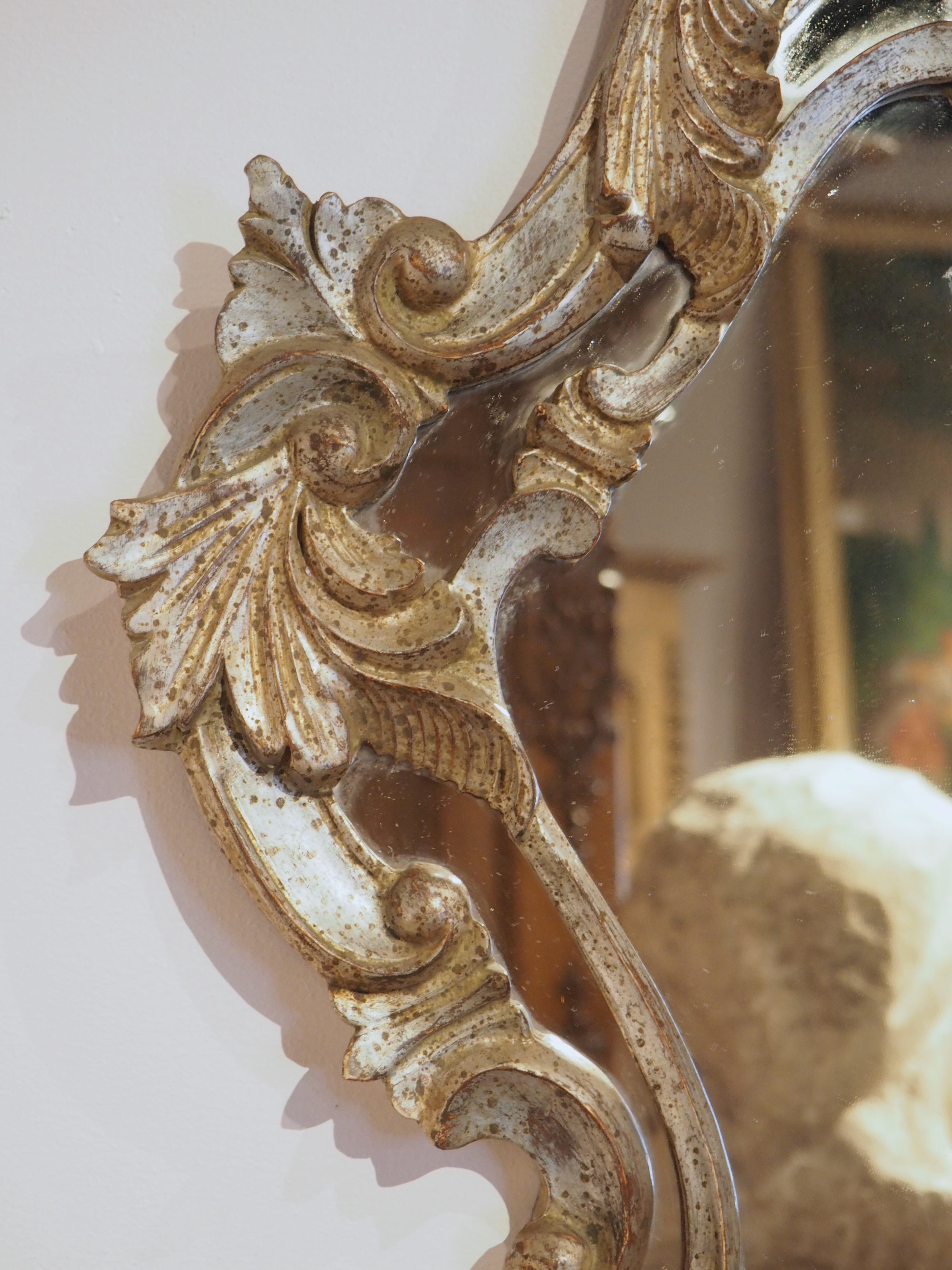 Early 20th Century A Venetian Giltwood Mirror, Circa 1920