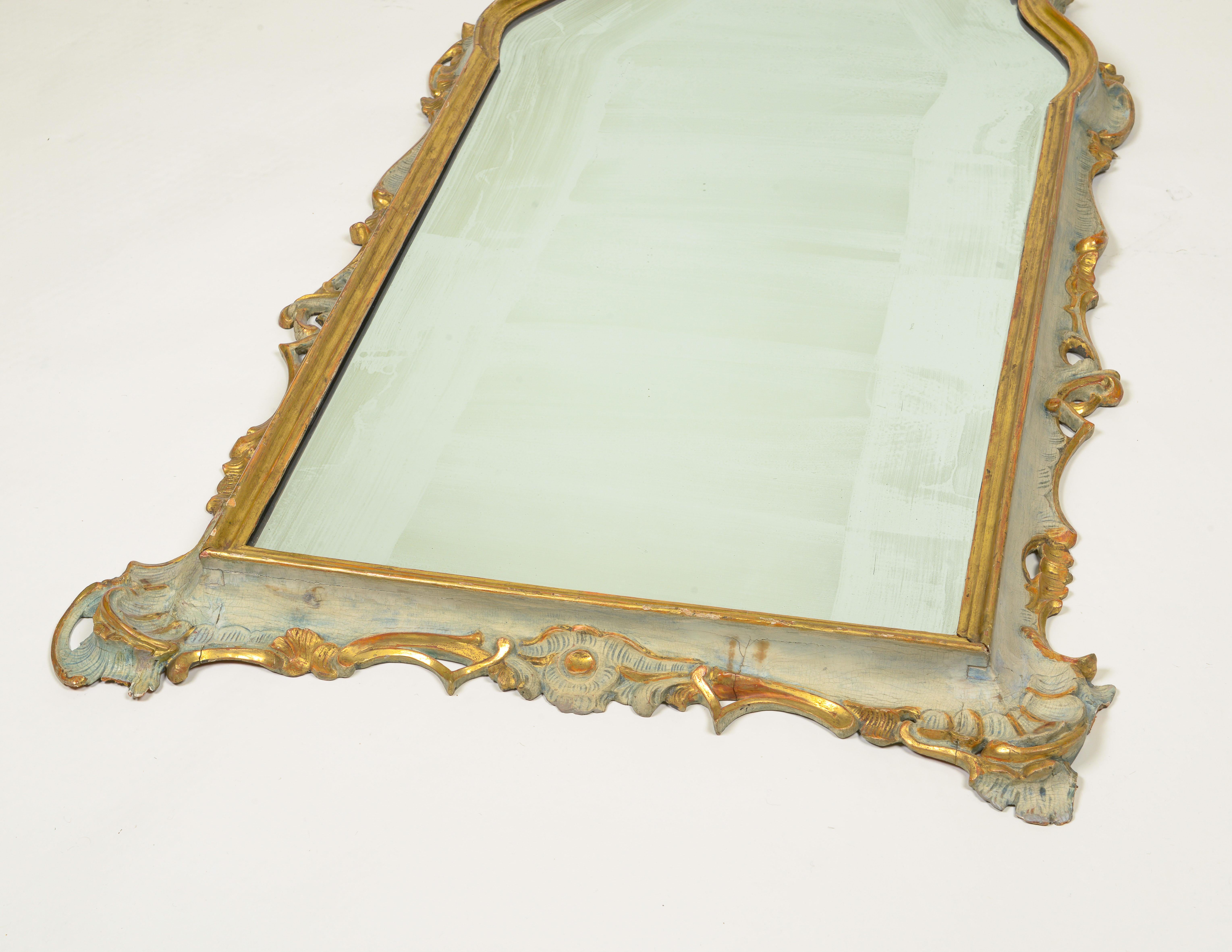 XIXe siècle Miroir vénitien Rocococo peint en vert et doré en vente
