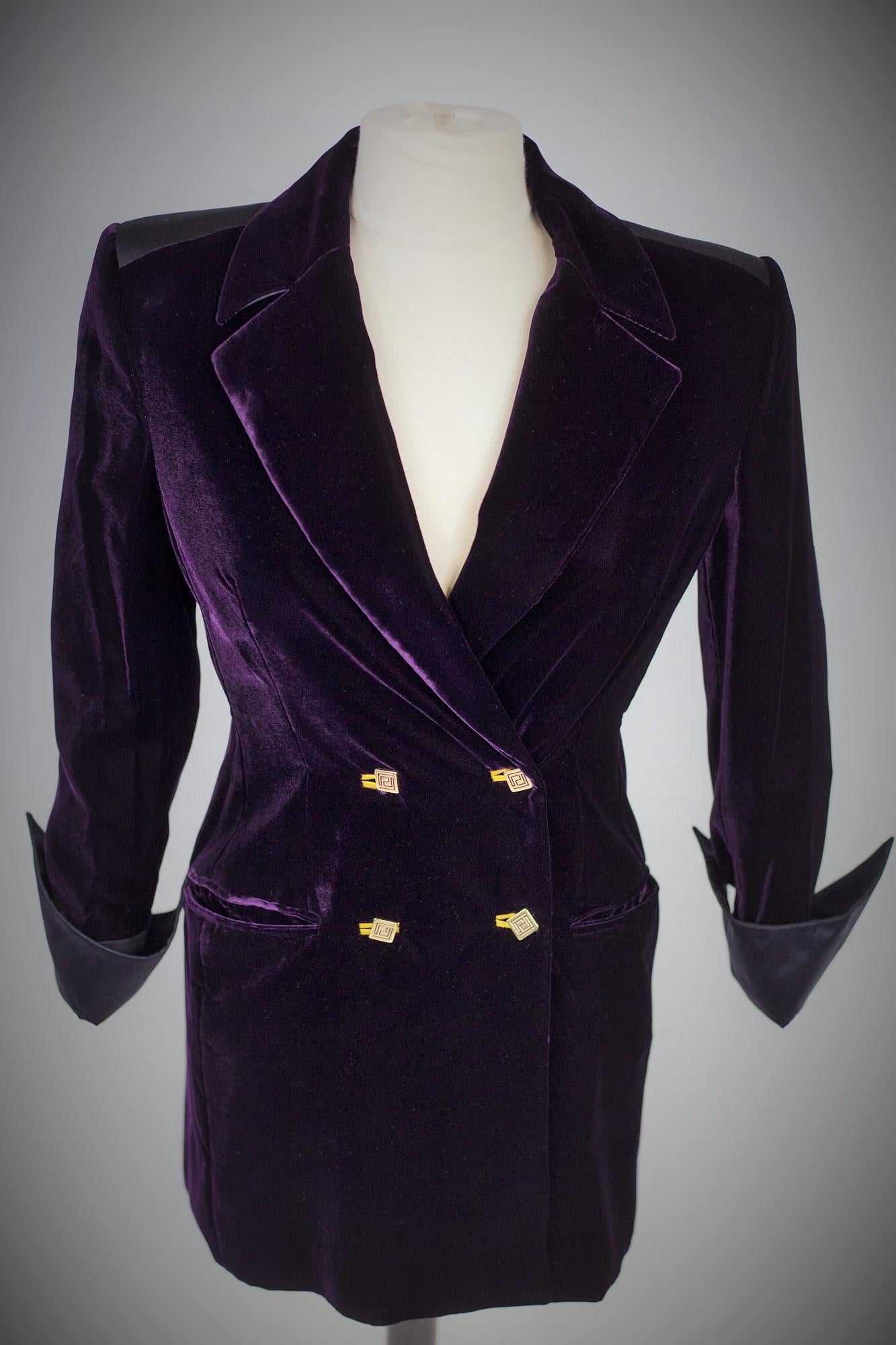 Giacca da smoking da sera in velluto viola Versace Circa 2000 in vendita 8