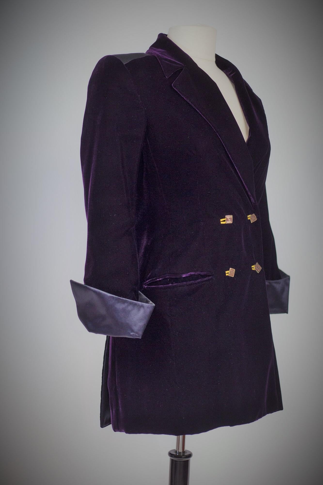 Giacca da smoking da sera in velluto viola Versace Circa 2000 in vendita 4