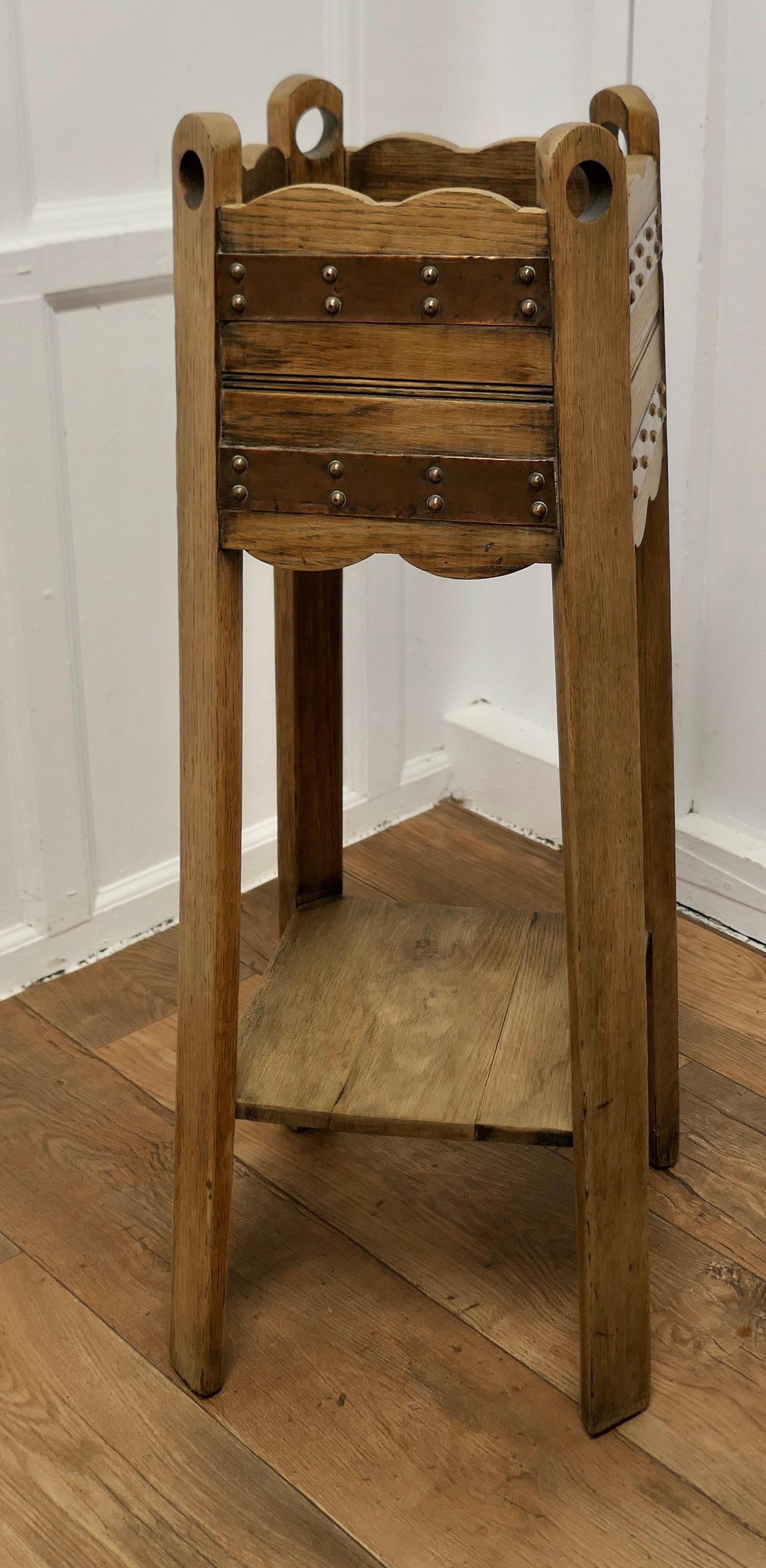A Very Attractive Arts and Crafts Oak and Copper Jardinière, Plant Stand    For Sale 3