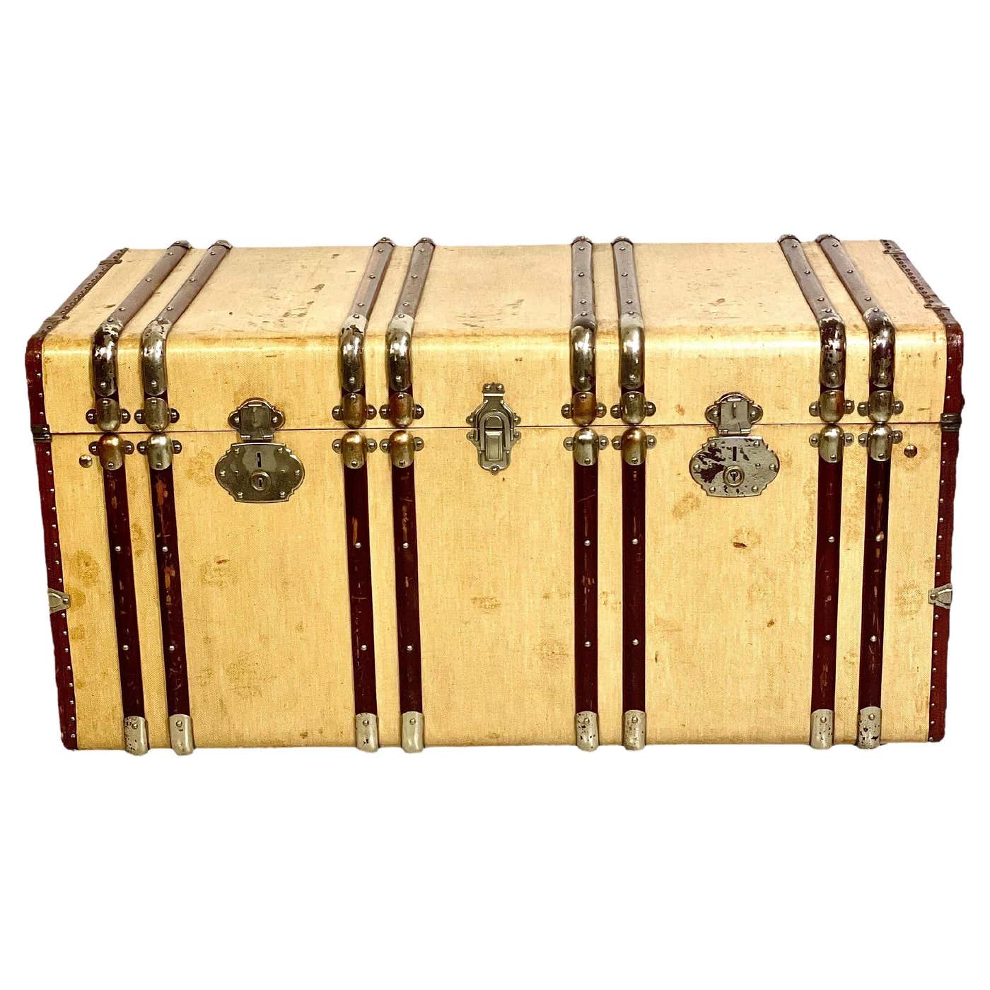 Vintage Steamer Trunk in Canvas-Covered Wood For Sale at 1stDibs | hall ...