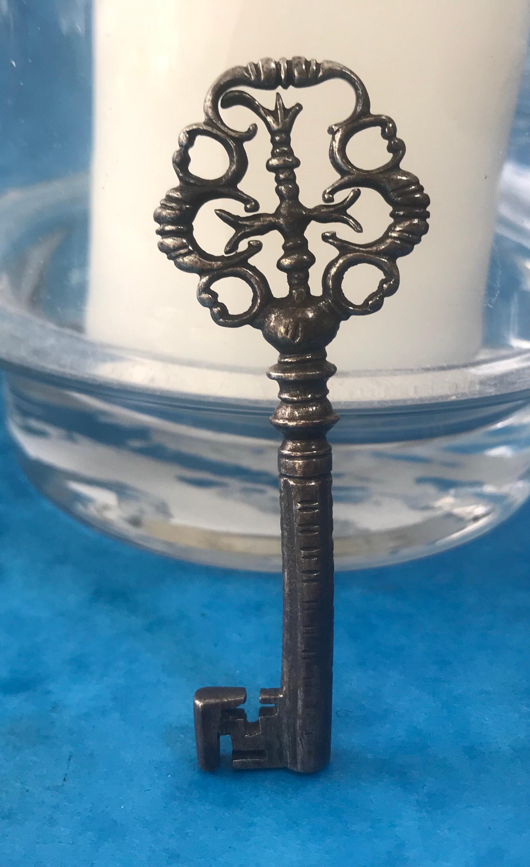 Very Early Unusual and Superb Steel Lantern Key For Sale 6