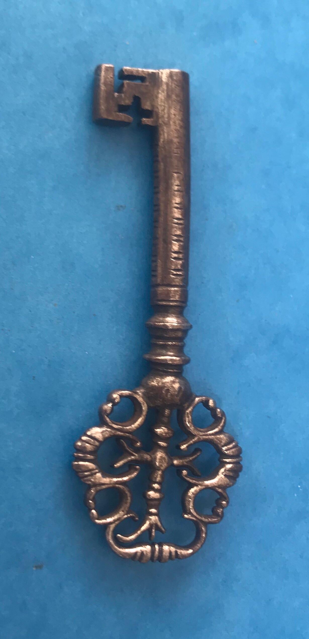 English Very Early Unusual and Superb Steel Lantern Key For Sale