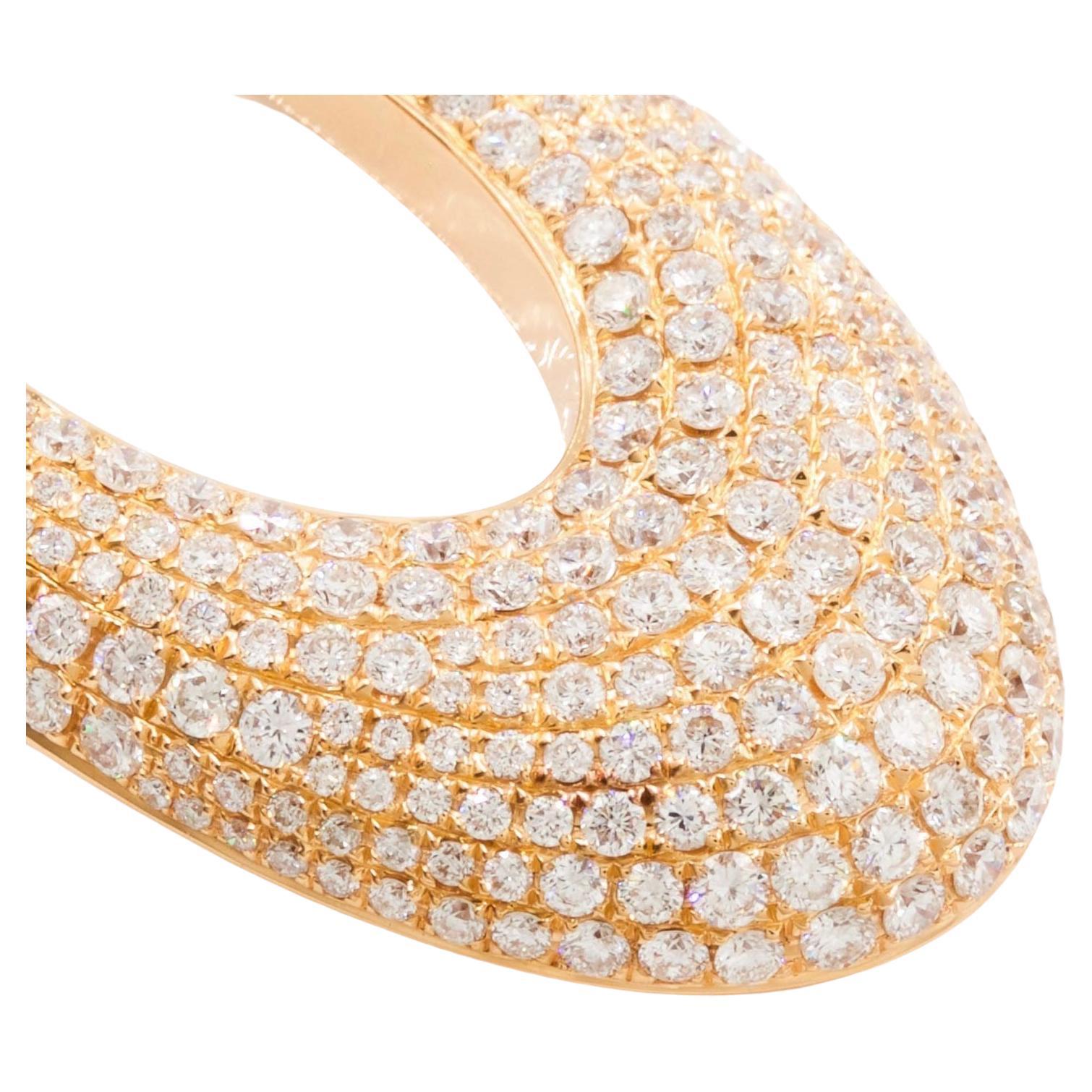 Très beau pendentif en or rose 18 carats avec 340 diamants