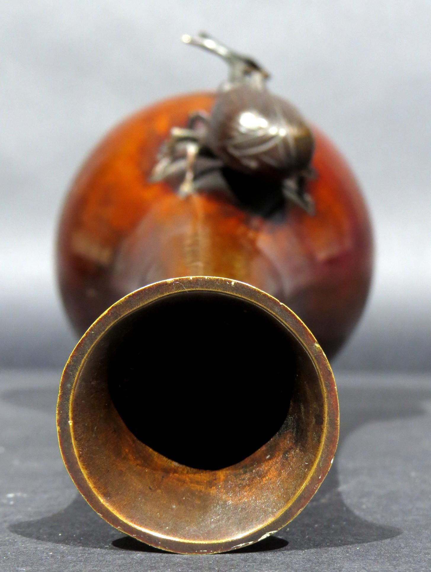 A Very Fine 19th C. Japanese Bronze 'Kabutomushi' Vase, Meiji Period (1868-1912) For Sale 3