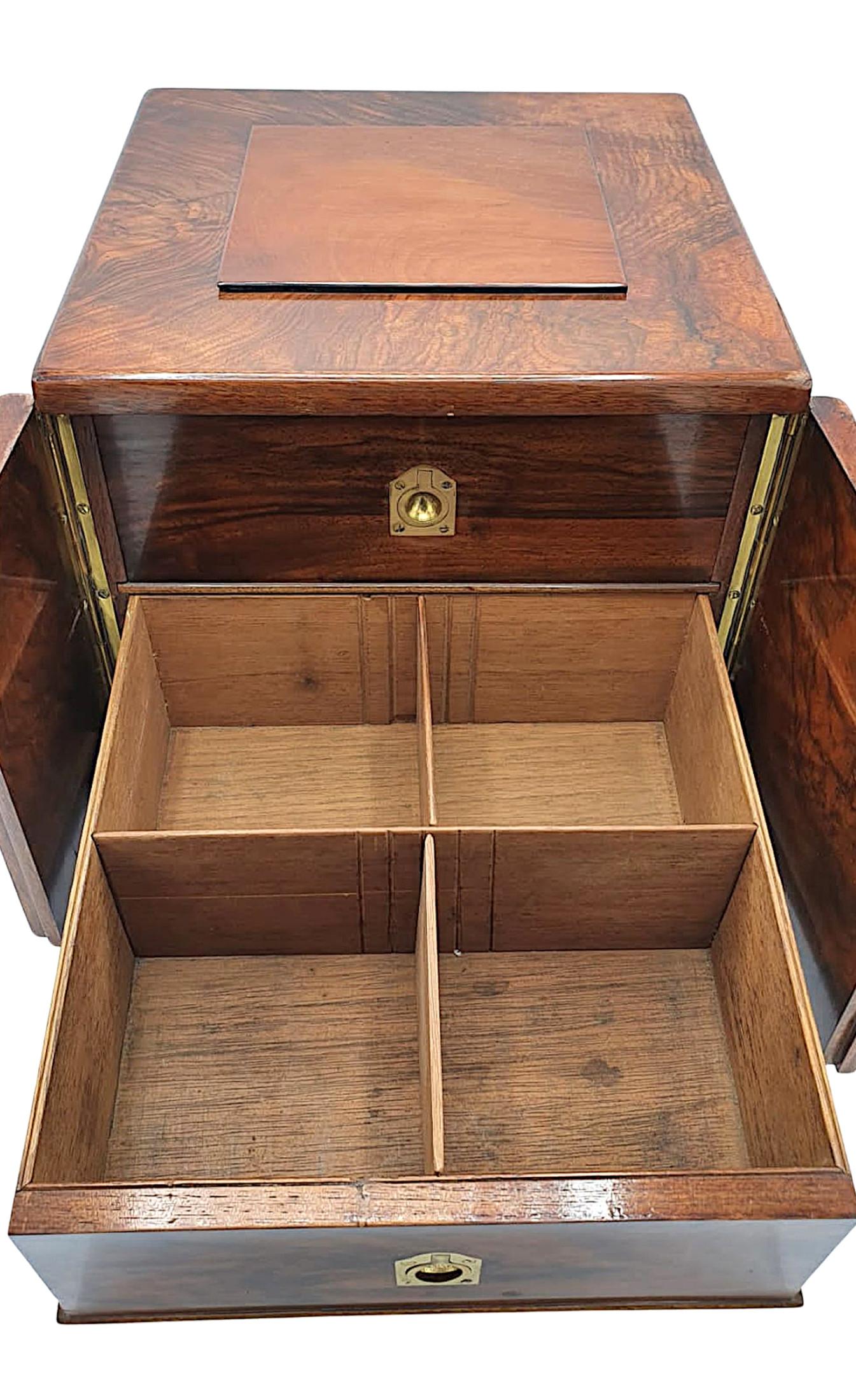 Very Fine 19th Century Burr Walnut Cigar Box In Good Condition In Dublin, IE