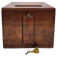 Very Fine 19th Century Burr Walnut Cigar Box