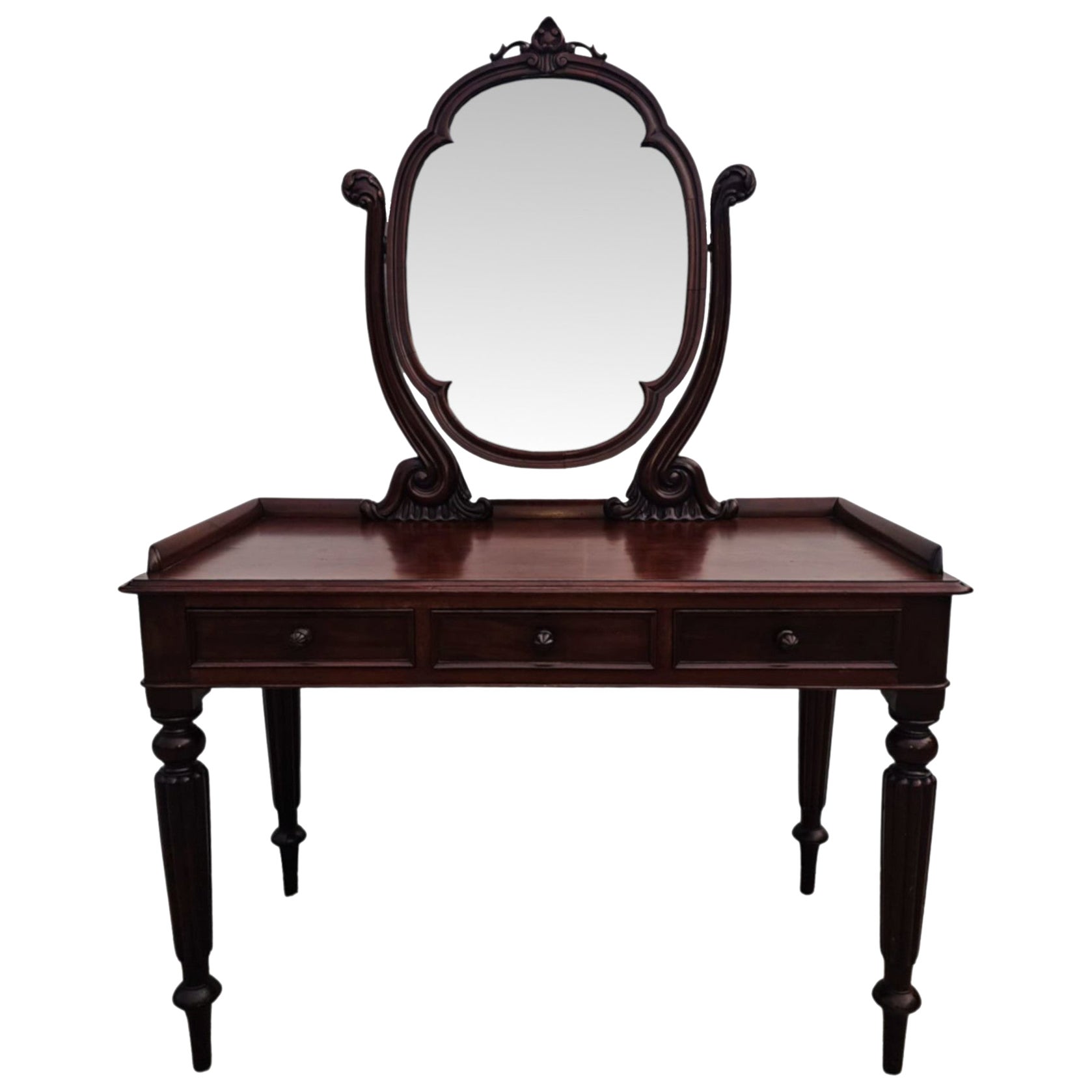 A Very Fine 19th Century Dressing Table Attributed to 'Gillows'