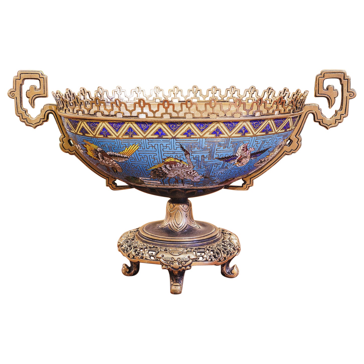 Très beau centre de table Cloissone 11 et bronze doré du 19ème siècle.