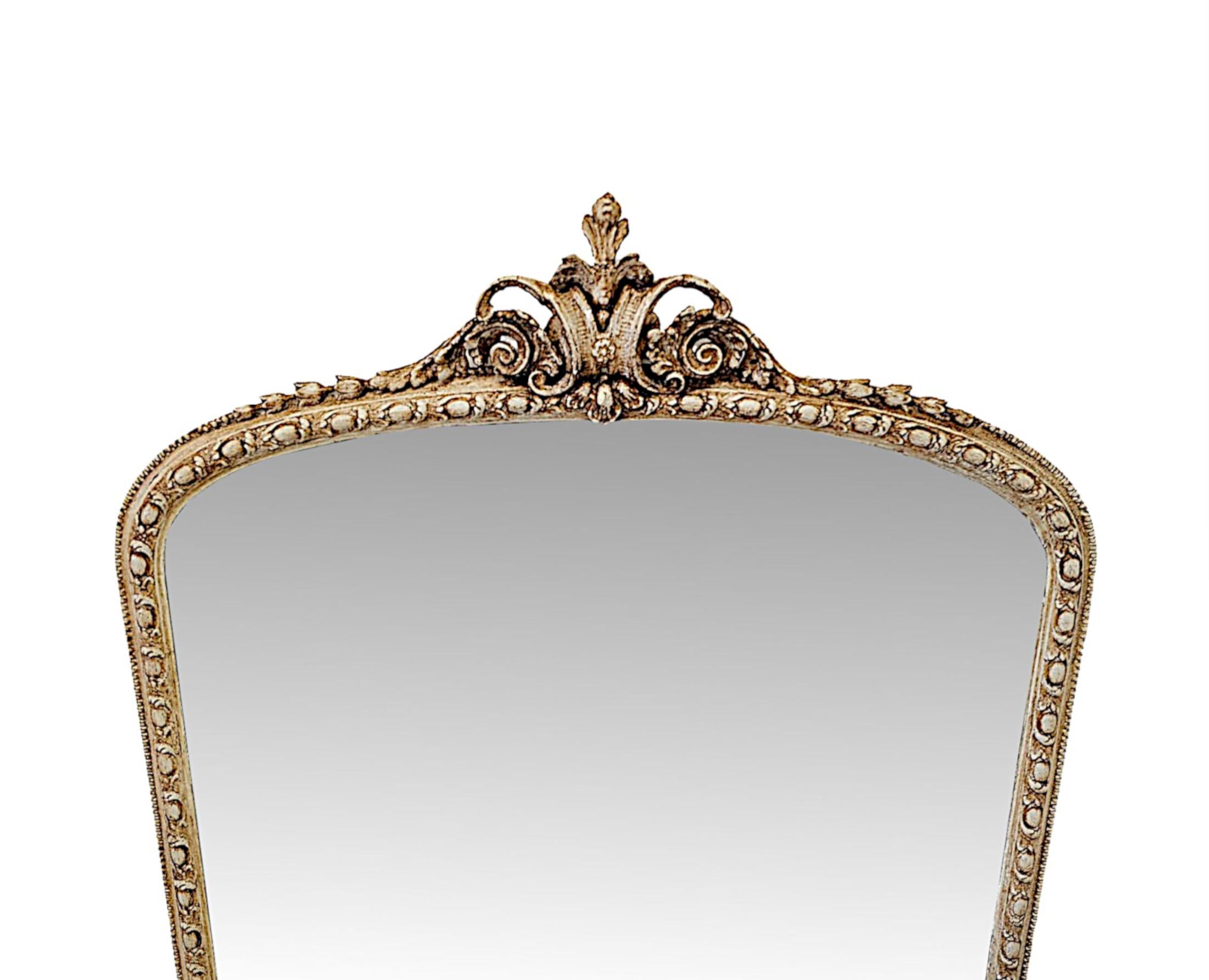 Anglais  Très beau miroir de trumeau peint et ciré du 19ème siècle en vente