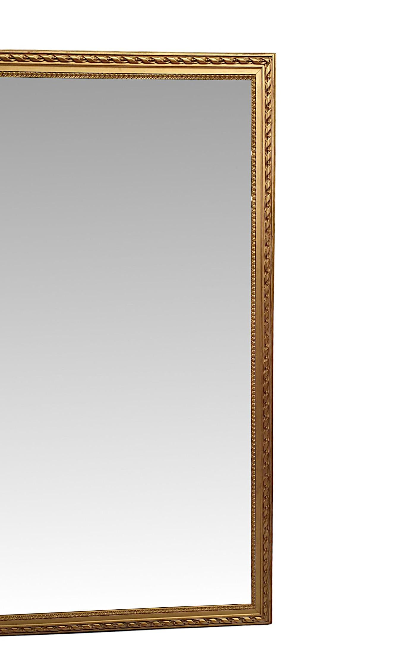English Very Fine and Elegant 19th Century Giltwood Mirror For Sale