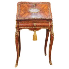 A very fine and rare 18th  desk by Important Parisian ebeniste Pierre Migeon